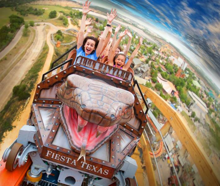 Carnival - Iron Rattler is a steel roller coaster located at Six Flags ...