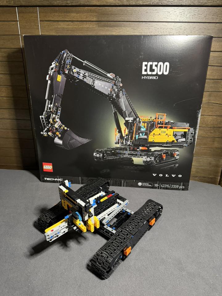 Lego Techinc Volvo EC500 Hybird excavator build set number 42215