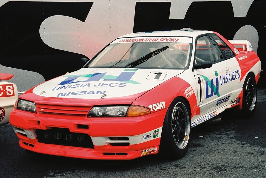 Hasemi Sport's Unisia Jecs BNR32 Gr.A Skyline