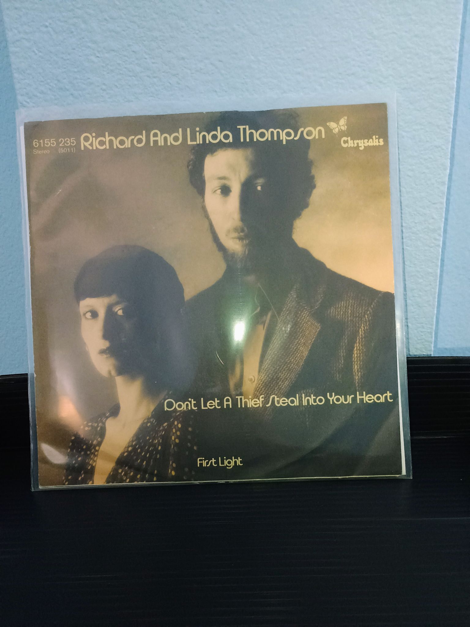 A Richard and Linda Thompson 45 is a rare thing!