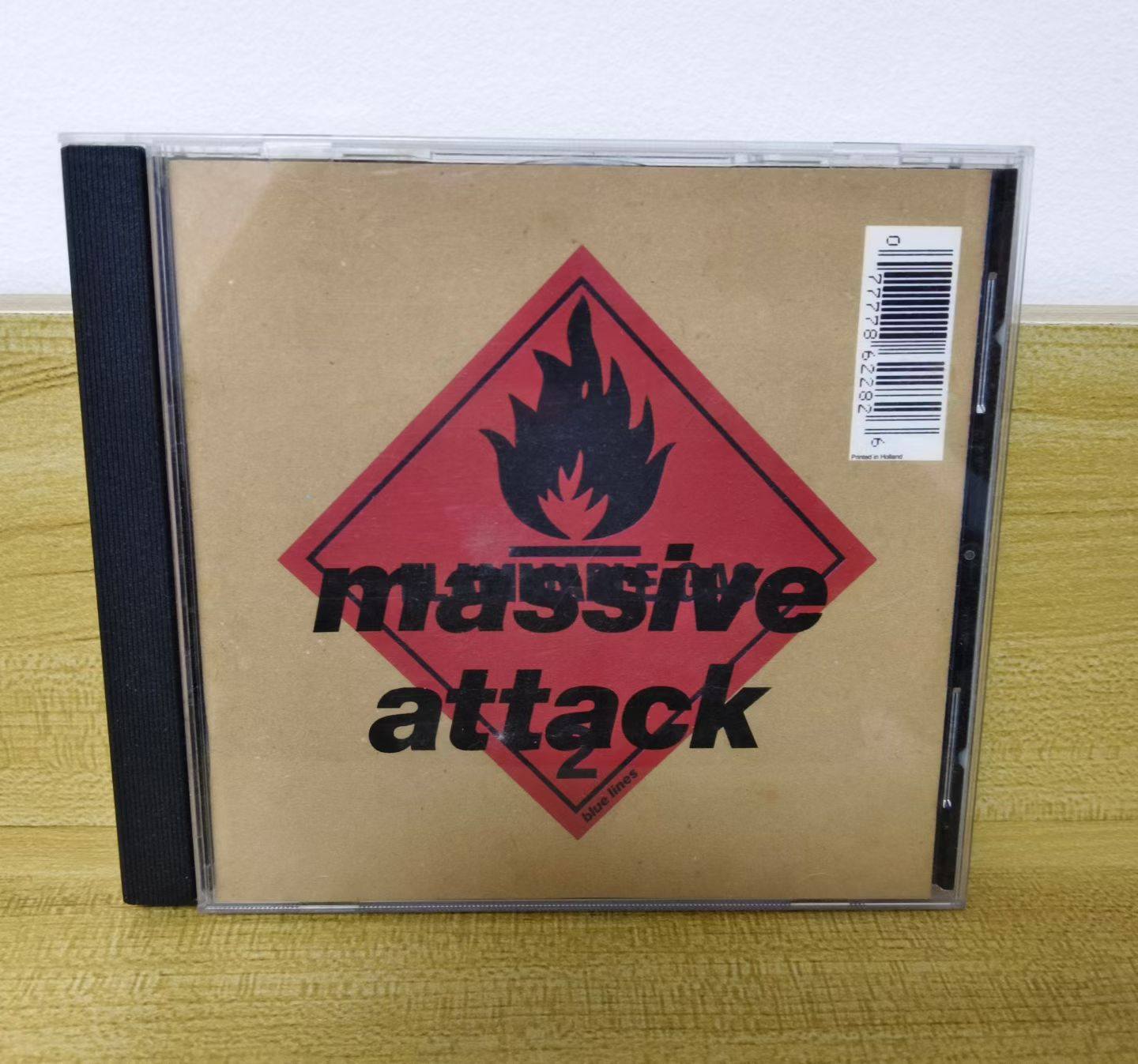 inlays of Massive Attack 