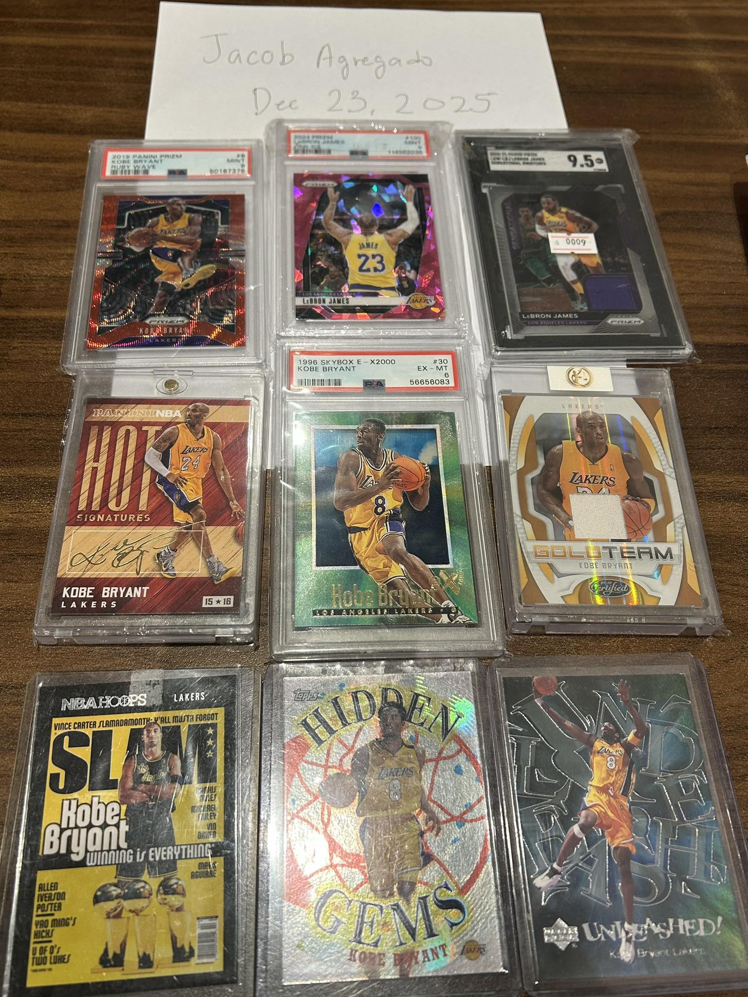 Kobe Bryant Santa suit sports card