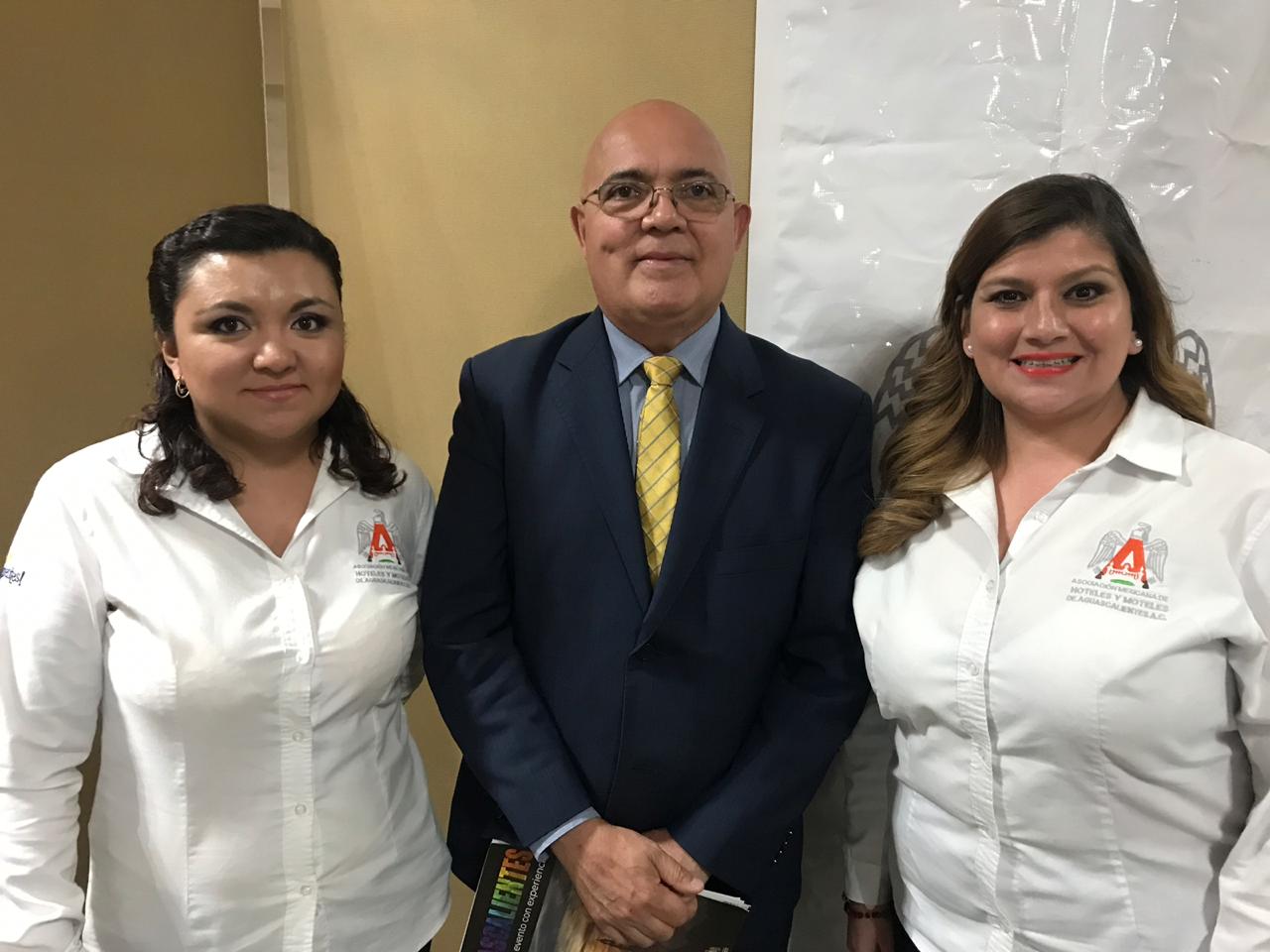MEMAC - Muchas felicidades a Gloria María Romo Cuesta por...