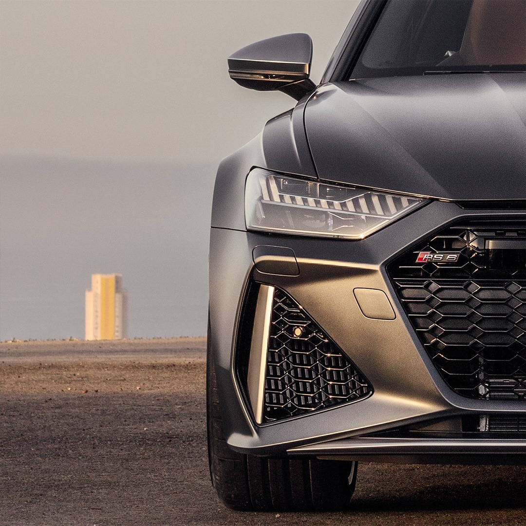 Audi Italia - La quarta generazione di #AudiRS6 Avant...