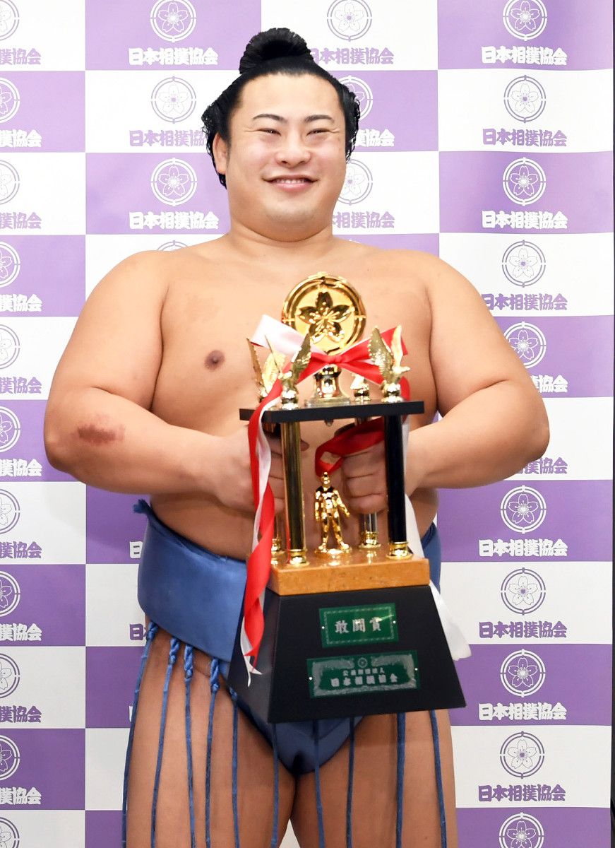 翔 猿 正 也
