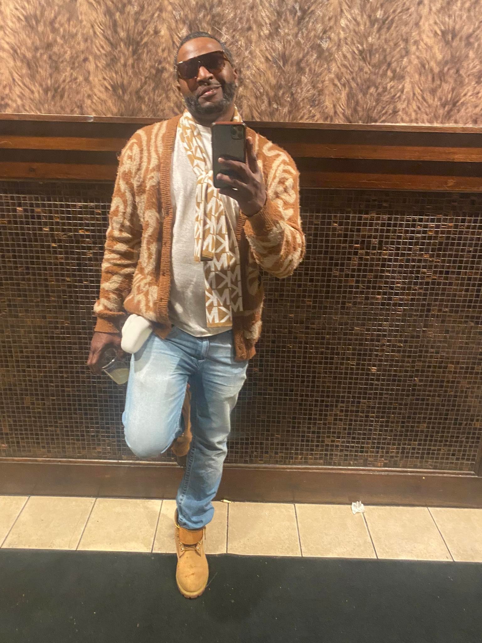 Jason Samples Sr.