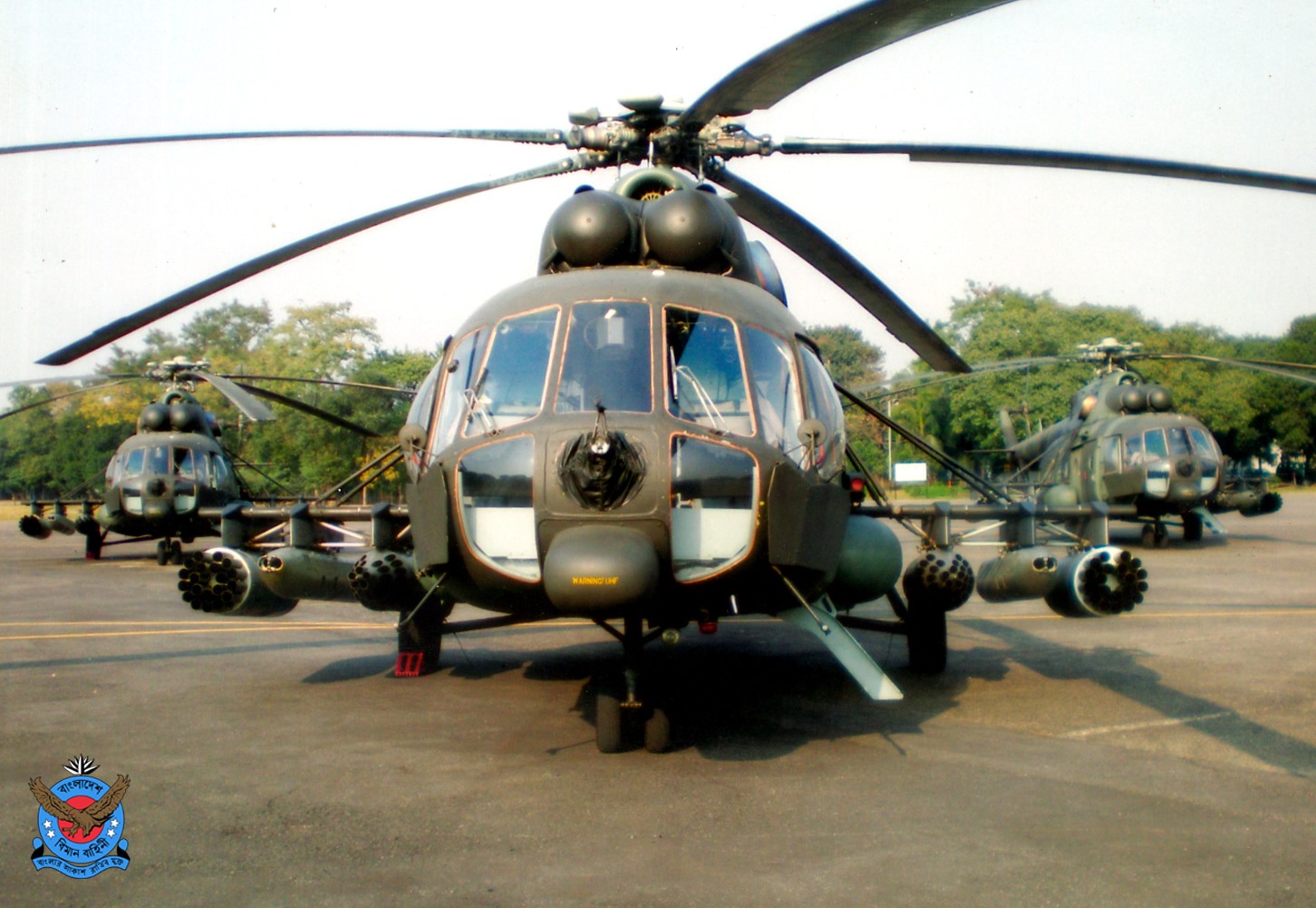 Ops - BAF 3x Mi171sh in tarmac with full payload carrying 2x UPK-23 ...