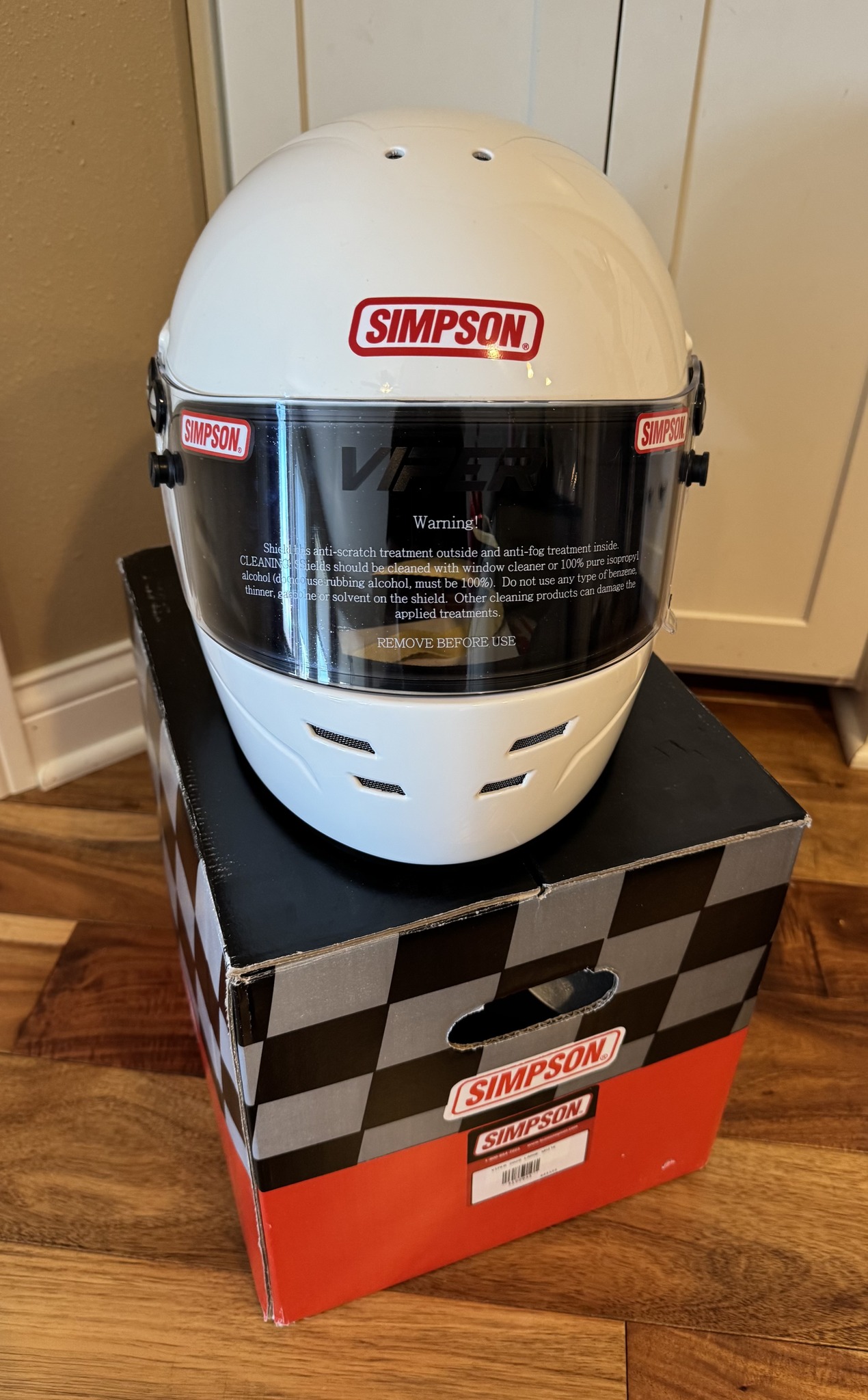 Brand New Simpson Viper Series Full Face Helmet, Snell SA2020 White ...