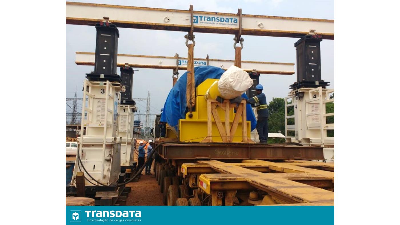 A Transdata realizou... - Transdata Engenharia e Movimentação