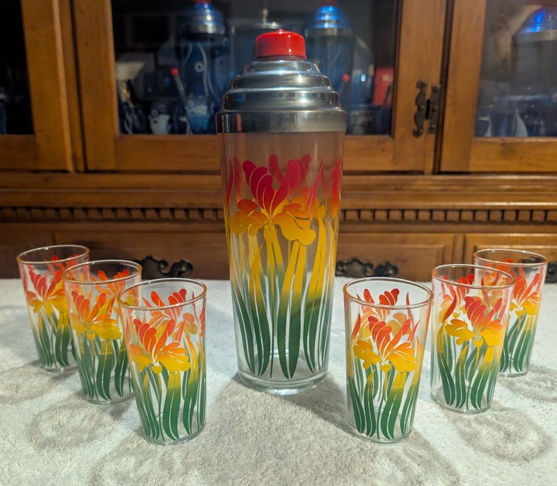 Vintage Hazel Atlas Cocktail Set Fox Hunt Tally Ho With 6 glasses