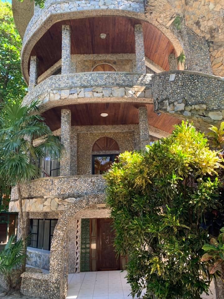 Coconut Tree Cabins | Roatán