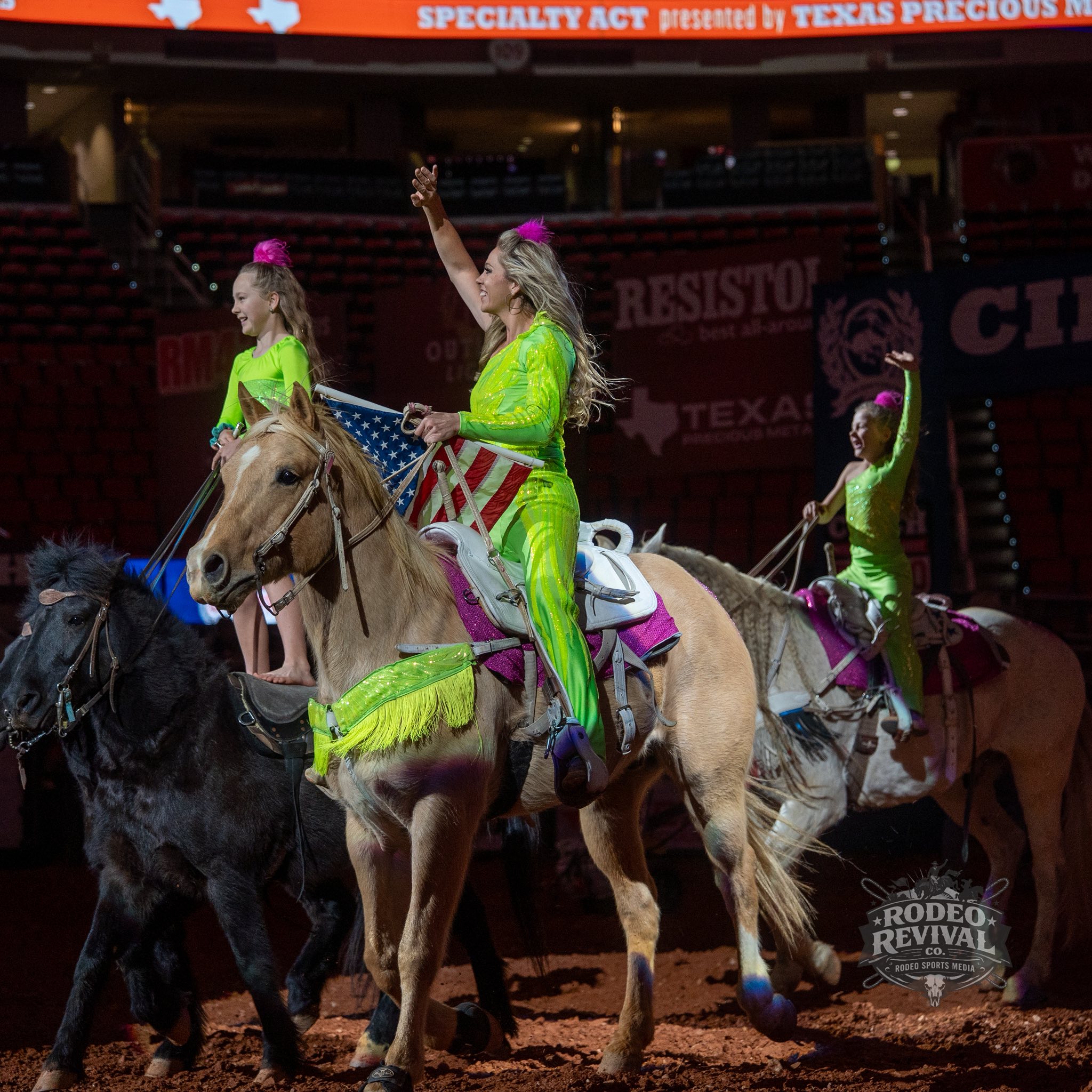 Cinch World's Toughest... - Cinch World's Toughest Rodeo