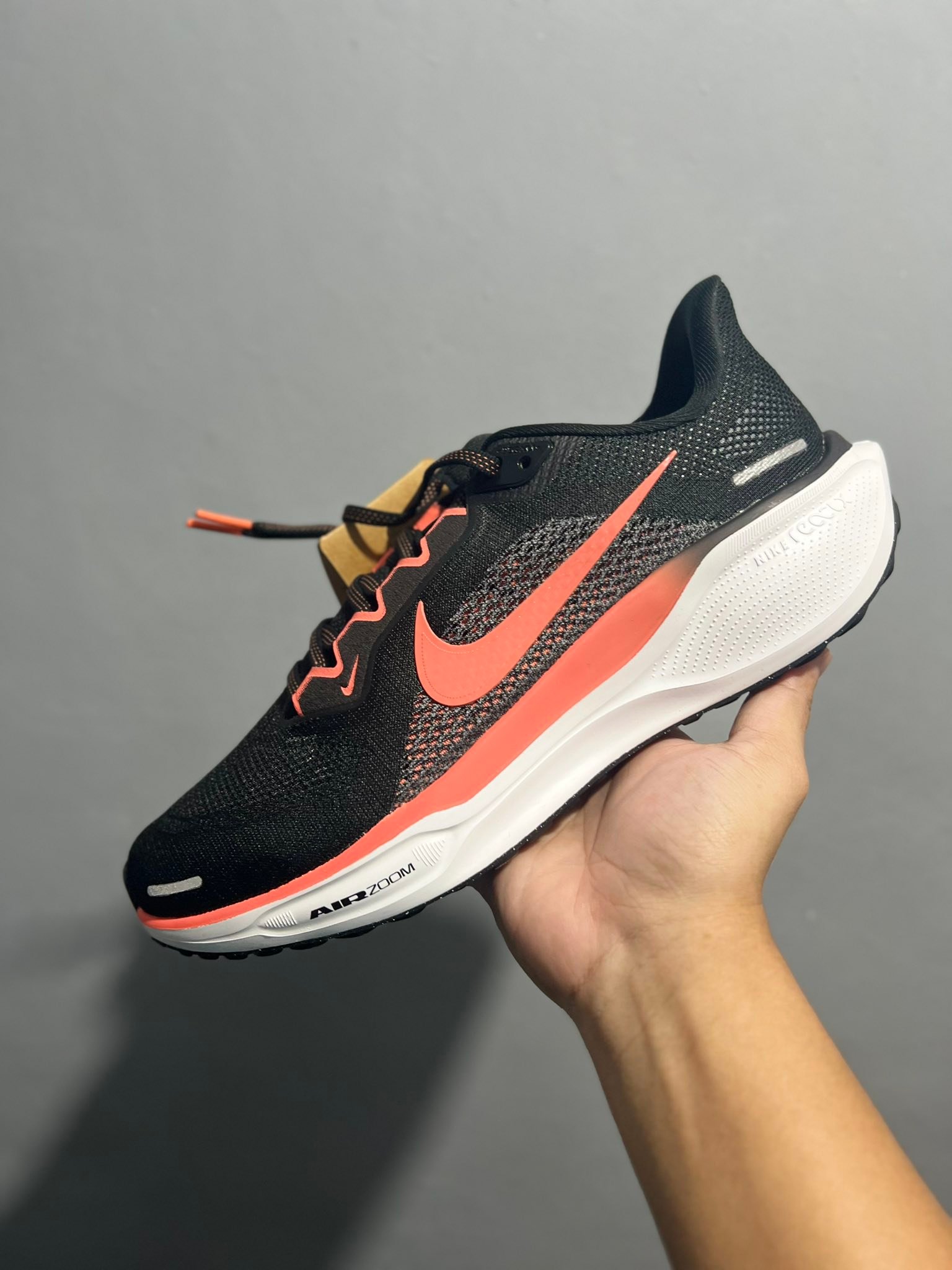 新品⭐️27.5cm⭐️ Nike Pegasus Premium⭐️グレー 【公式通販】