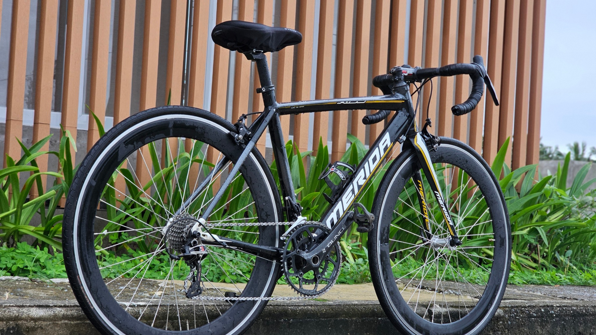 Merida Ride 150 road bike specs and features