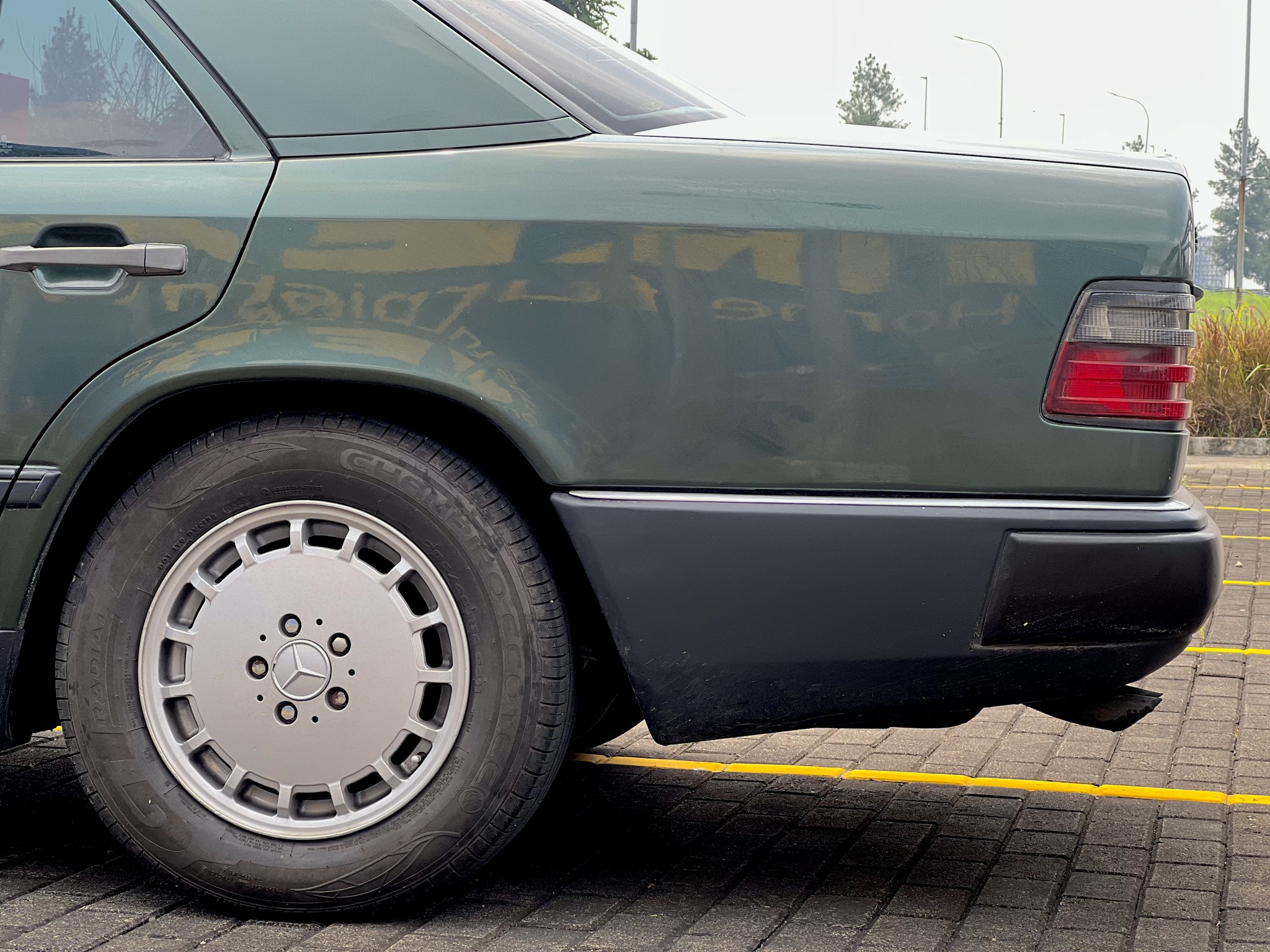 1990 Mercedes-Benz Mercy Boxer W124 300E - Cars & Trucks - Tangerang ...