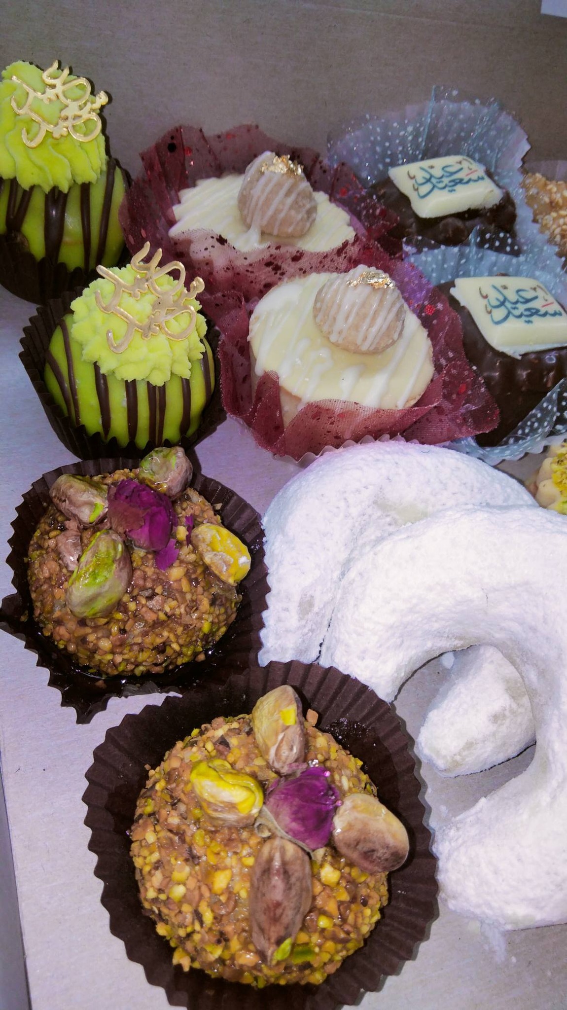 Offre à saisir : 16,44€ au lieu de 34.98€ 🌟 Lansay | Mini DÉLICES - Stitch & Angel – Atelier de Confection de Chocolat | Kit Chocolaterie Enfants avec Moules et