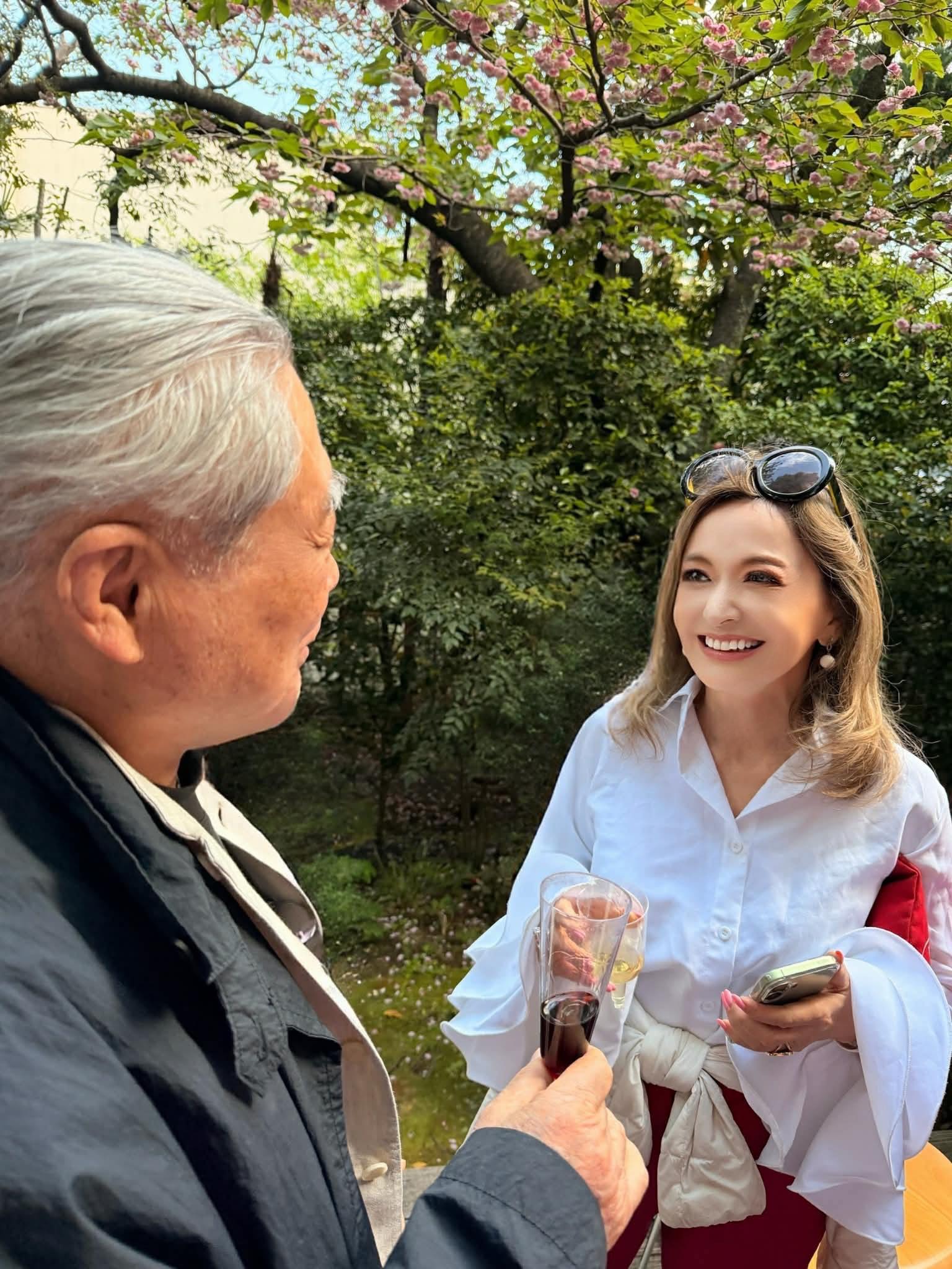 麻木 久仁子 旦那