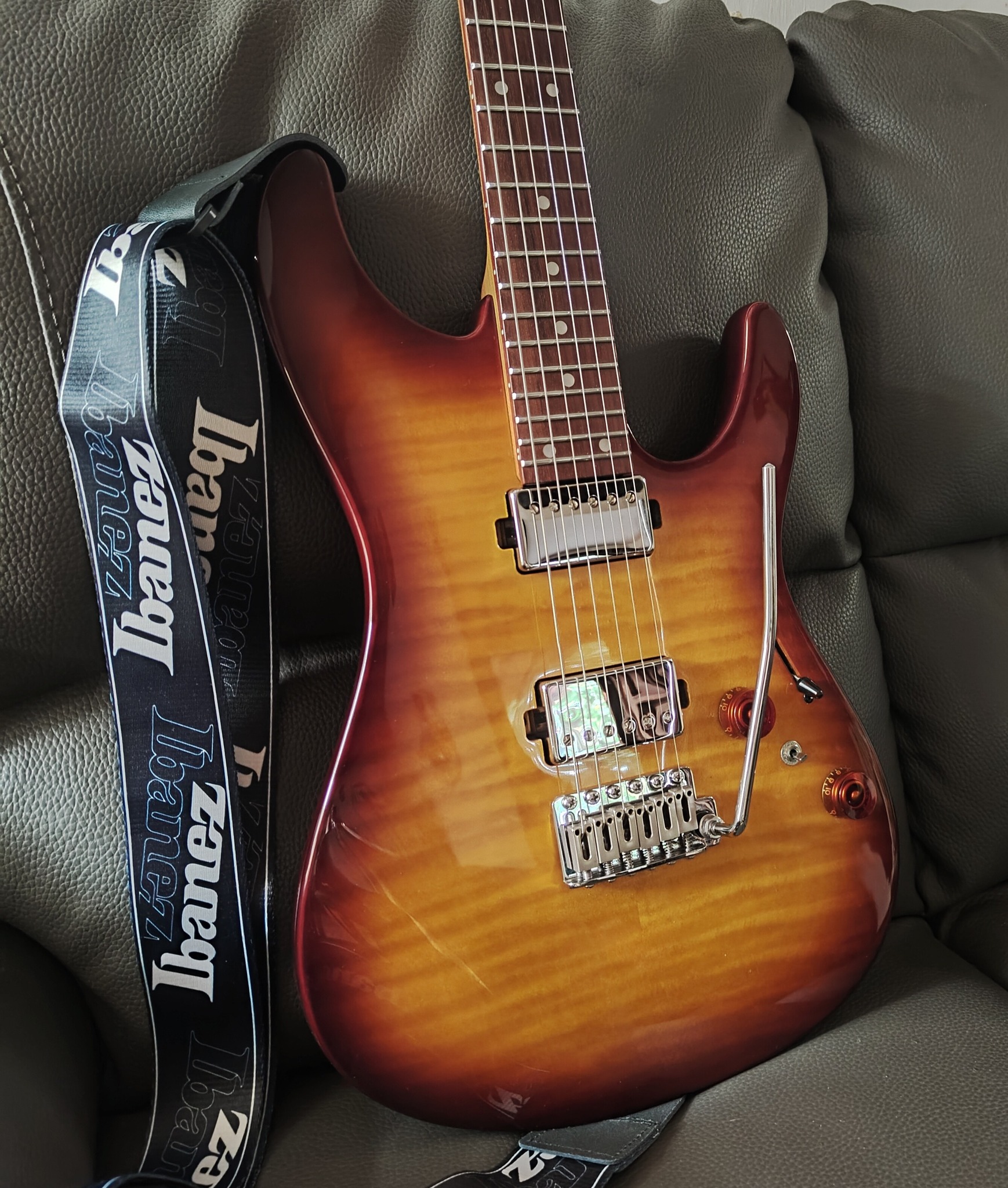 Ibanez azes31 modified with vintage stratocaster parts
