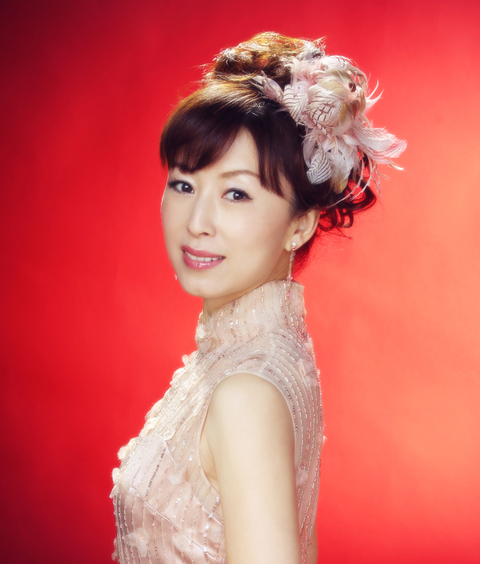 伍芳（ウーファン・Wu Fang） (@WuFangOfficial) • Facebook