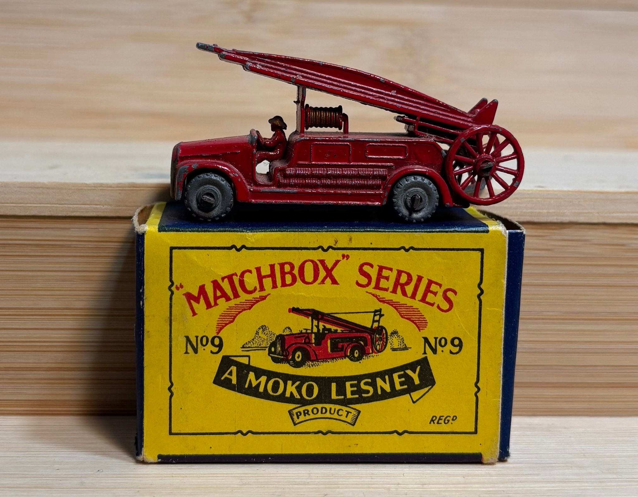 Rare 1/16 scale Dennis fire engine model found at swap meet