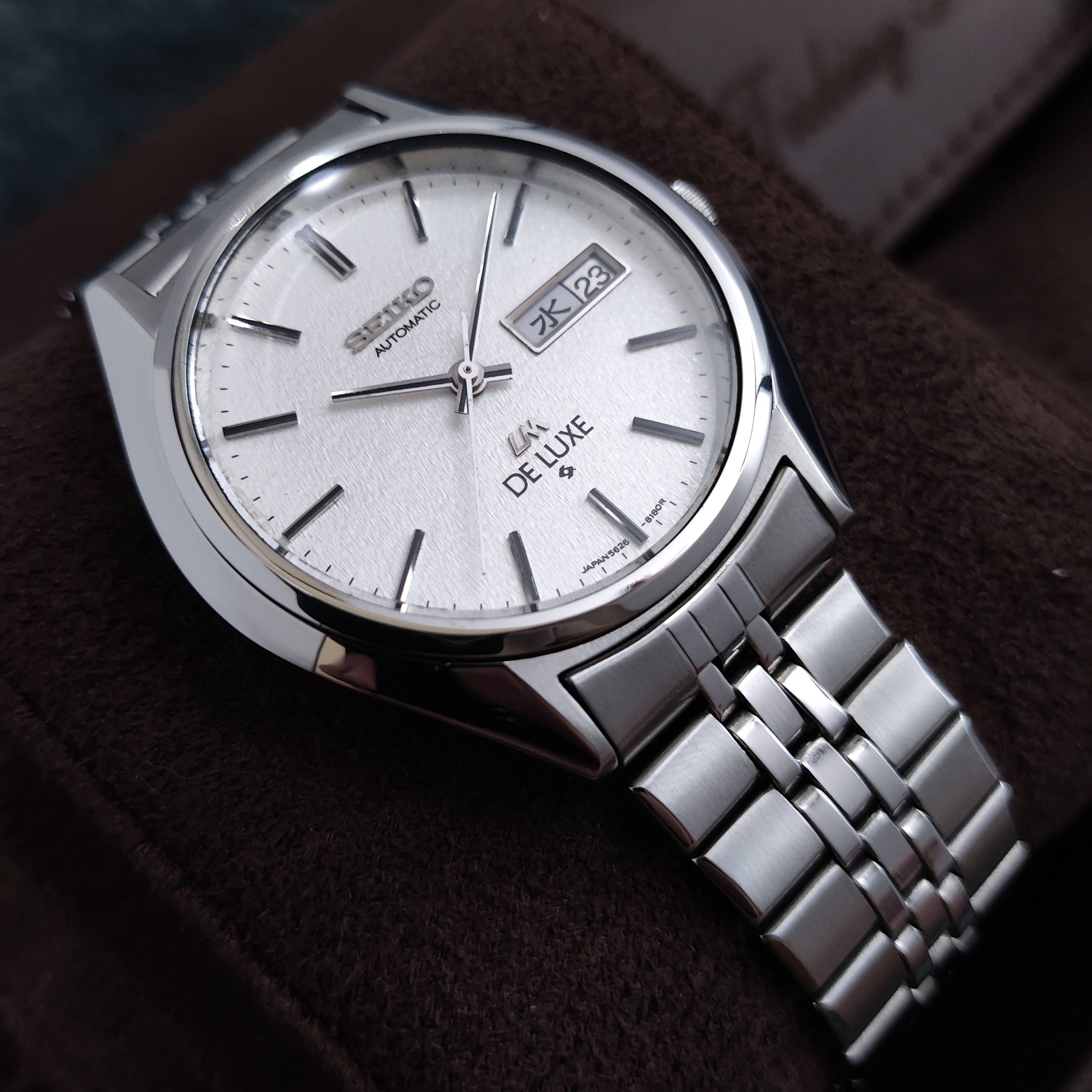 Seiko lm de luxe watch details