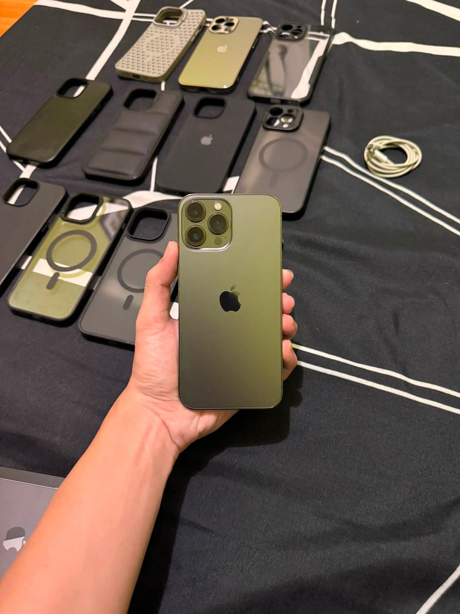 Iphone 13 pro 256gb for sale in Taguig
