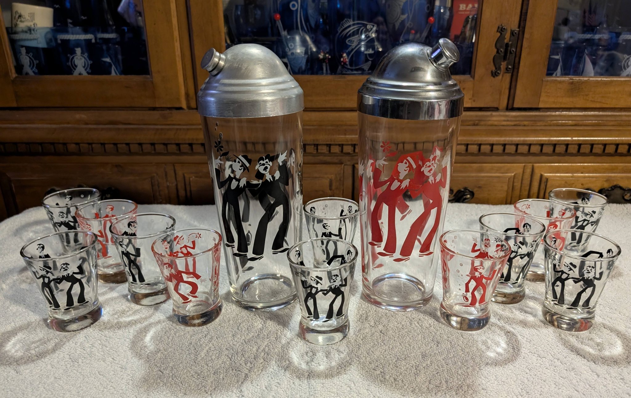Vintage Hazel Atlas Cocktail Set Fox Hunt Tally Ho With 6 glasses