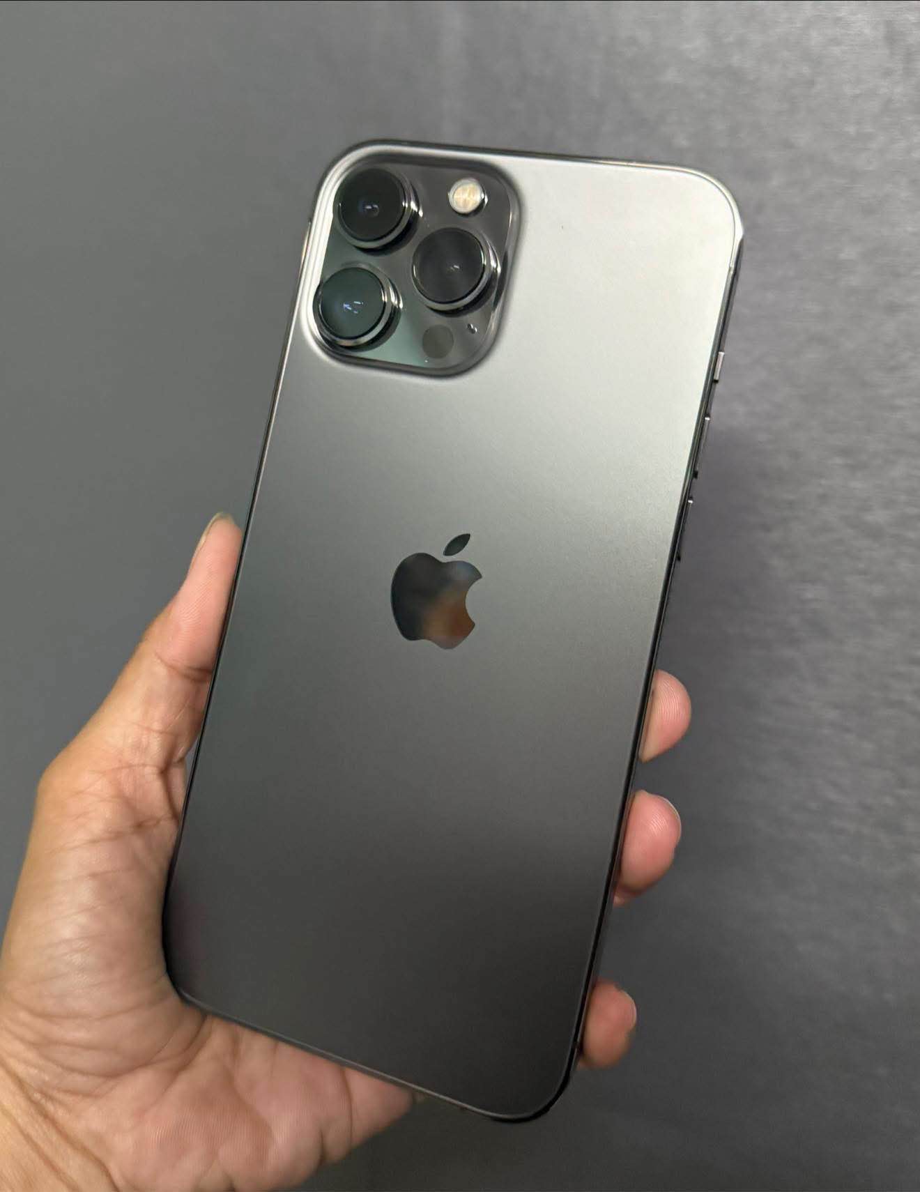 IPHONE 13PRO MAX 256GB IOS Version 26.3 Color : Graphite Battery 