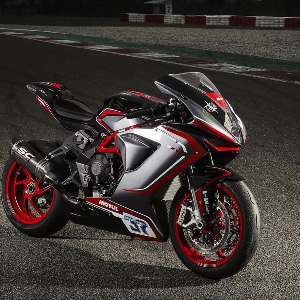 MV Agusta F3 800 RC with SC-Project SC1-R exhaust, the same used