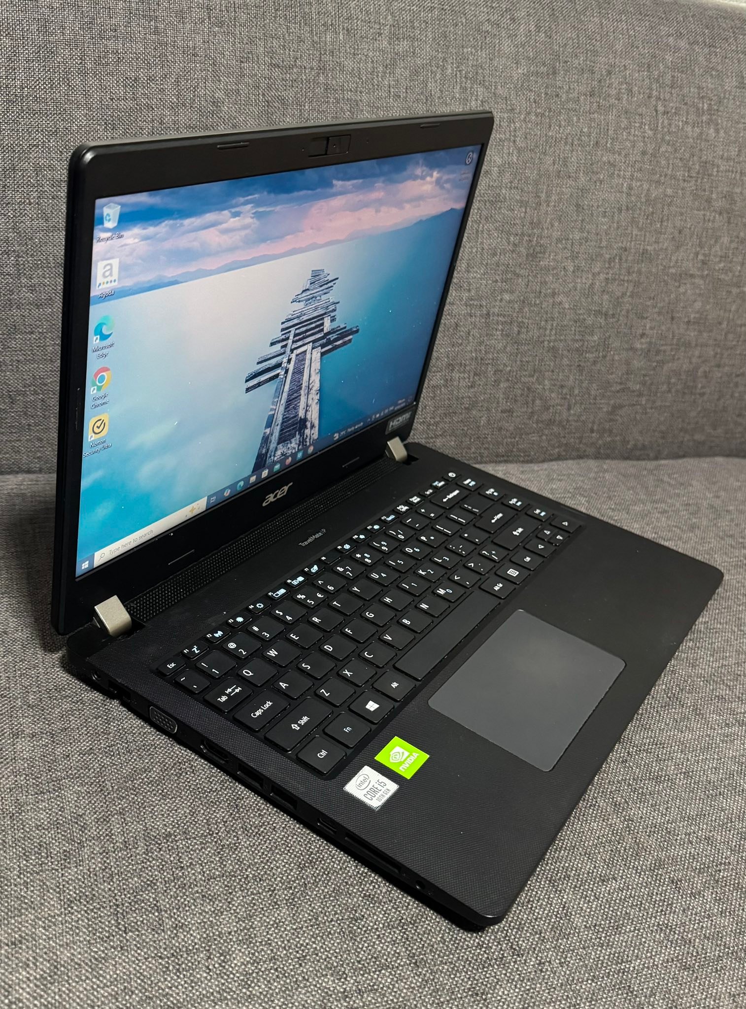I5 第10世代 / 512GB SSD / GPu MX230 2GB / 【公式通販】