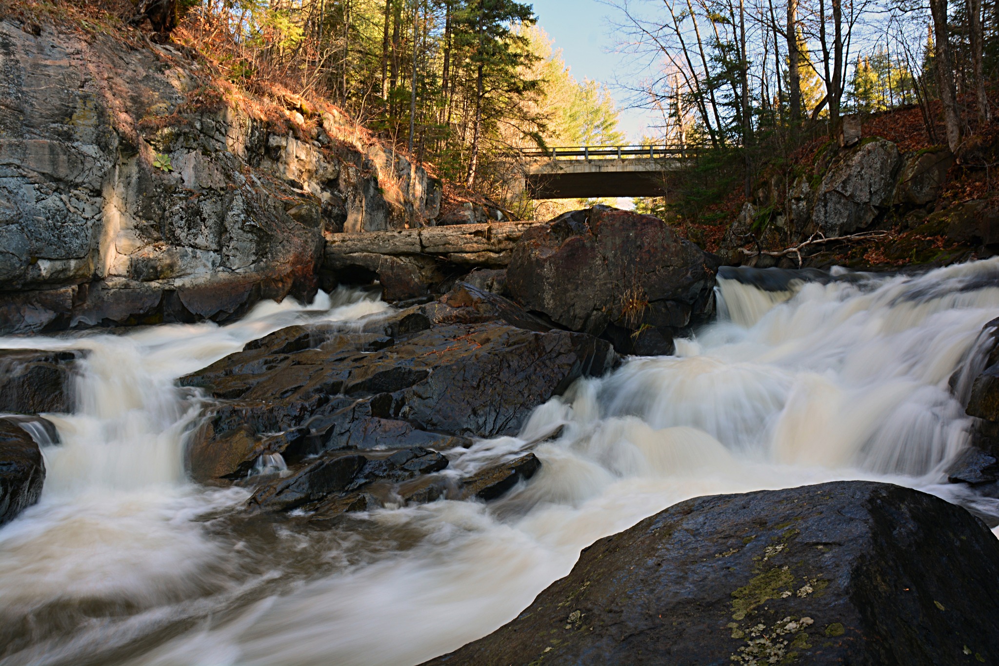 PONTIAC ROOTS | The Ragged Chute on the Quyon River at Ragged Chute ...