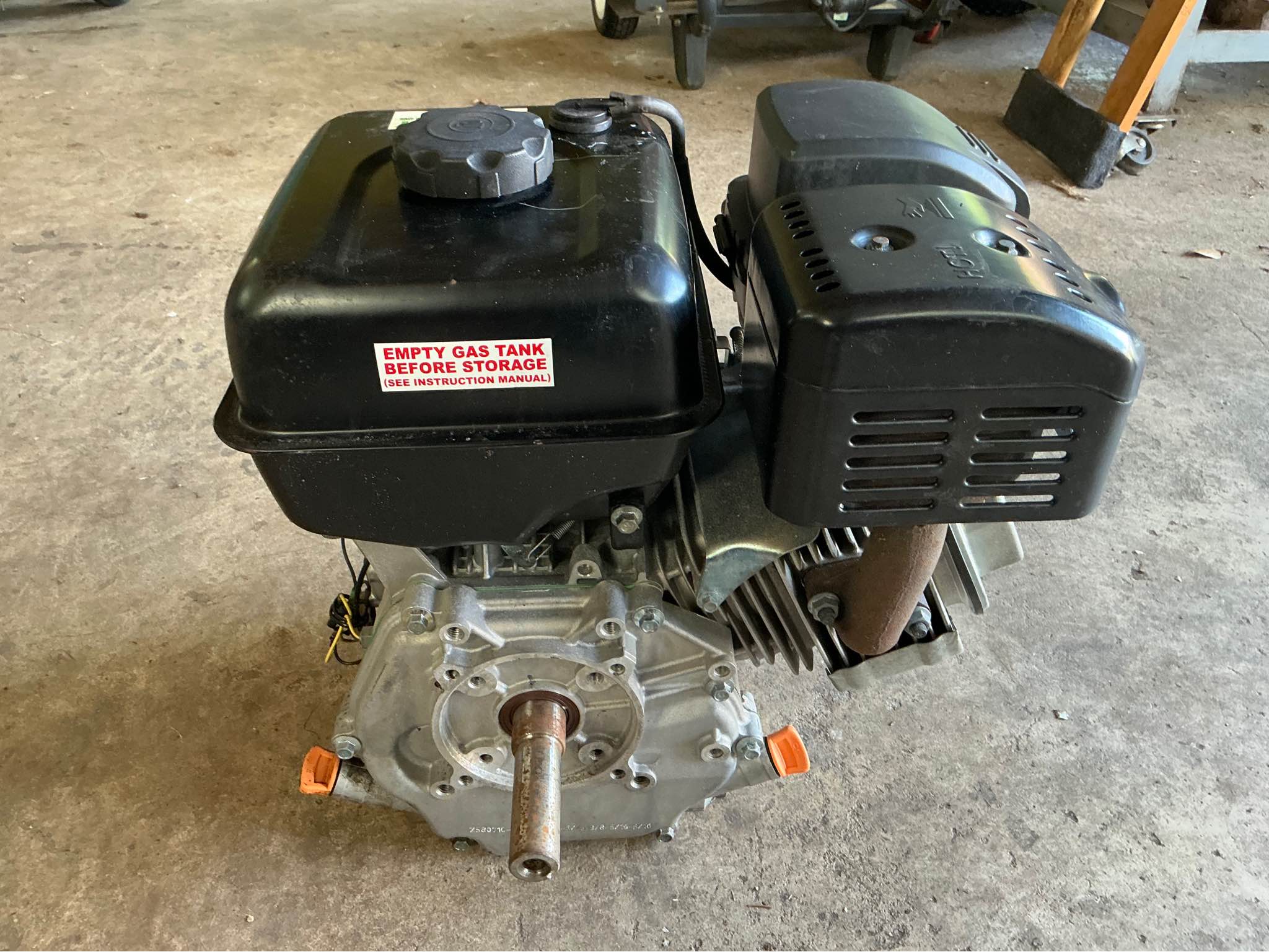 301CC PREDATOR GAS ENGINE BETWEEN 8 - 10 HP 1” shaft - Car Engines ...