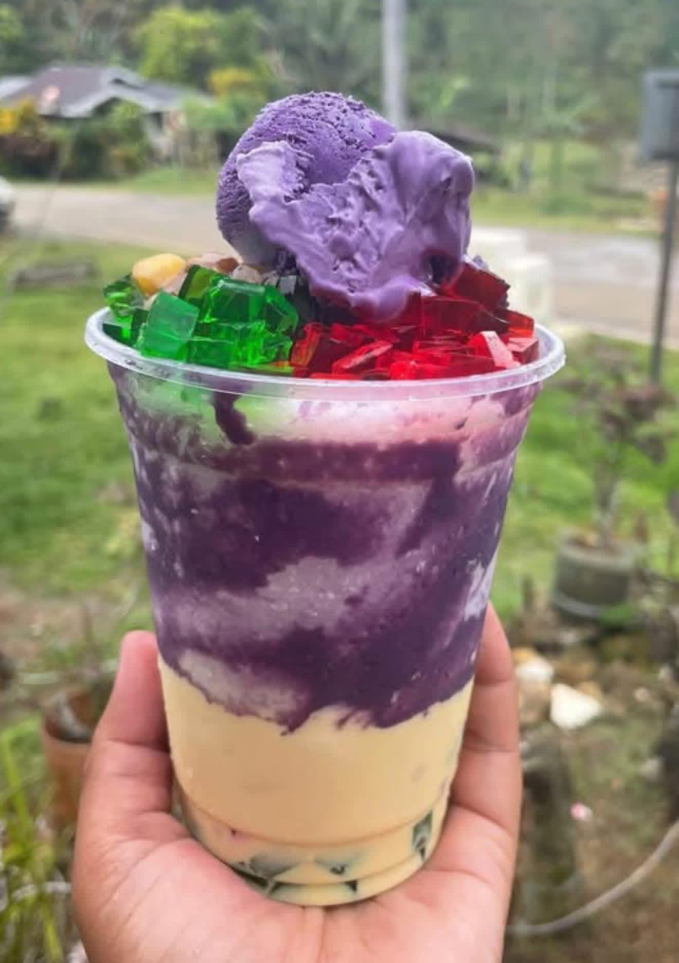 Halo-halo available in phase 5 dreamcrest