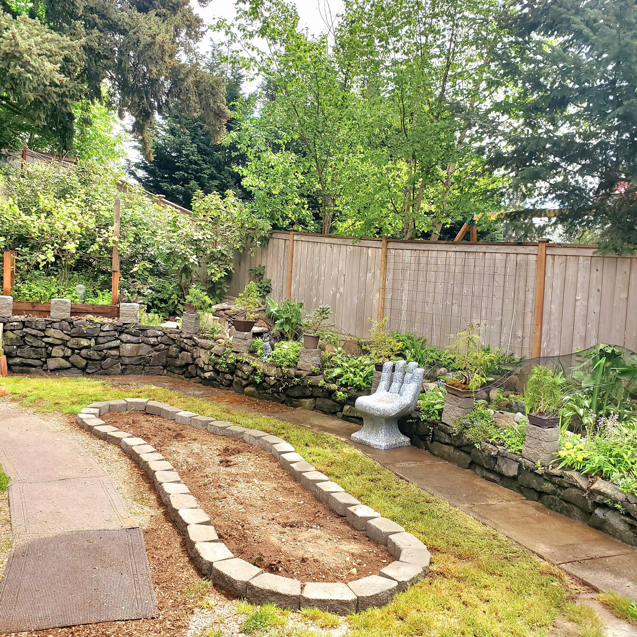 chobi's garden　904545 Progress on zen japanese inspired garden