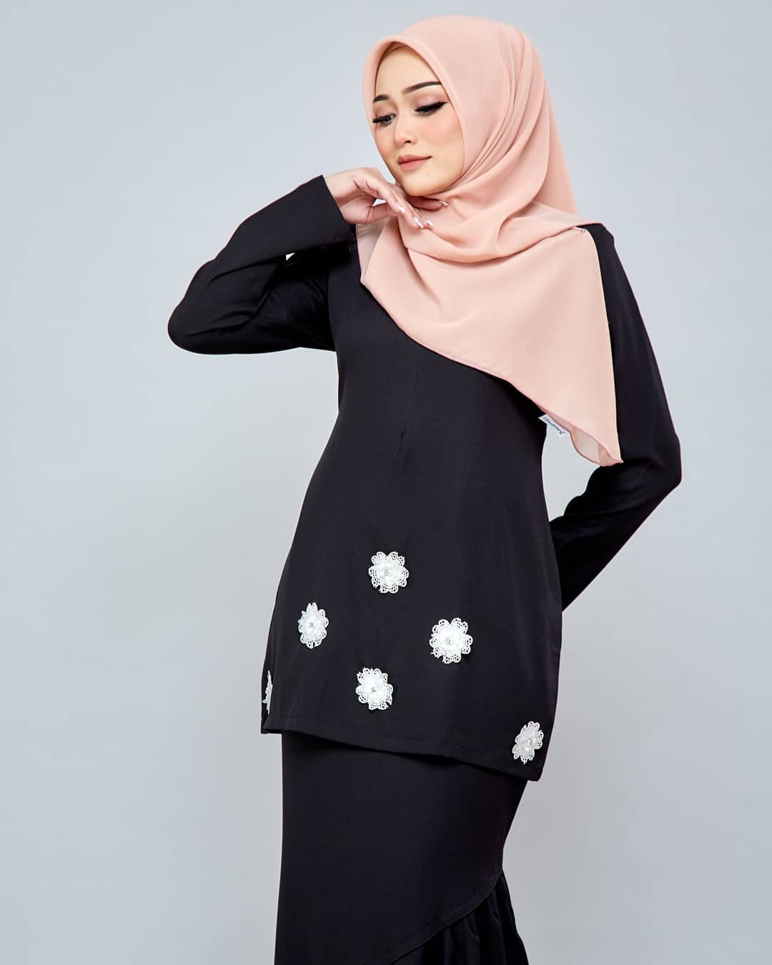 Bunga Raya couture added a new photo. - Bunga Raya couture