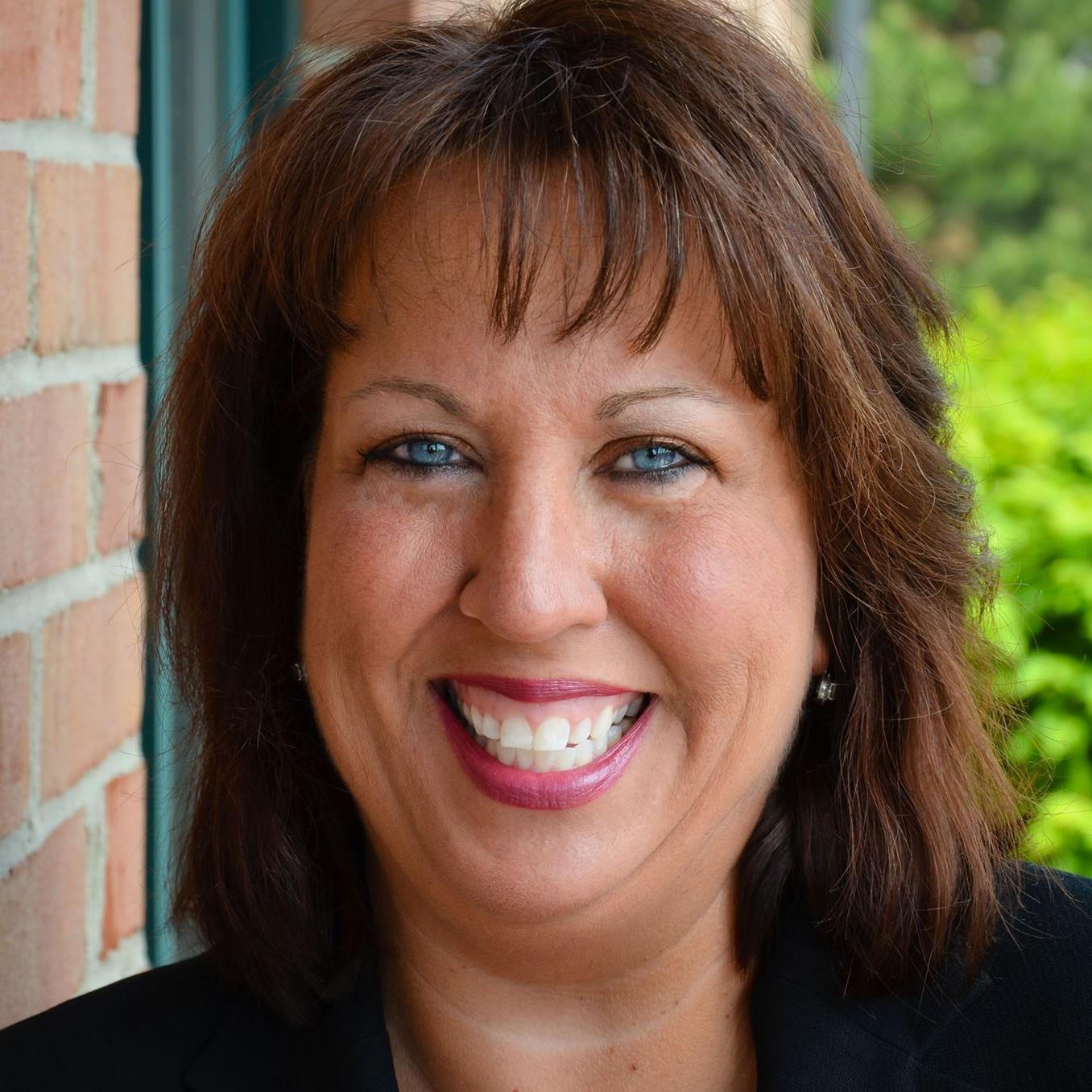 The Kelley Knitz Team Re/Max Preferred Associates Maumee OH