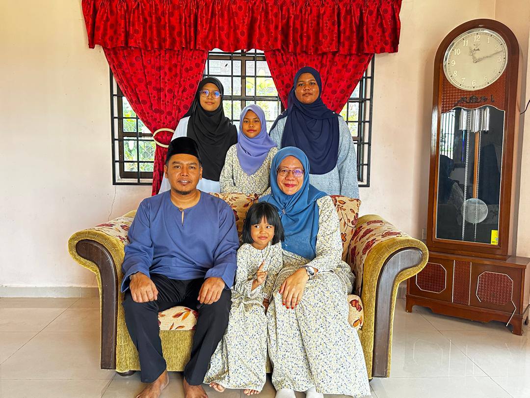 Siti Rabiah Awaludin (@sitirabiah.awaludin) • Facebook, Connect with ...