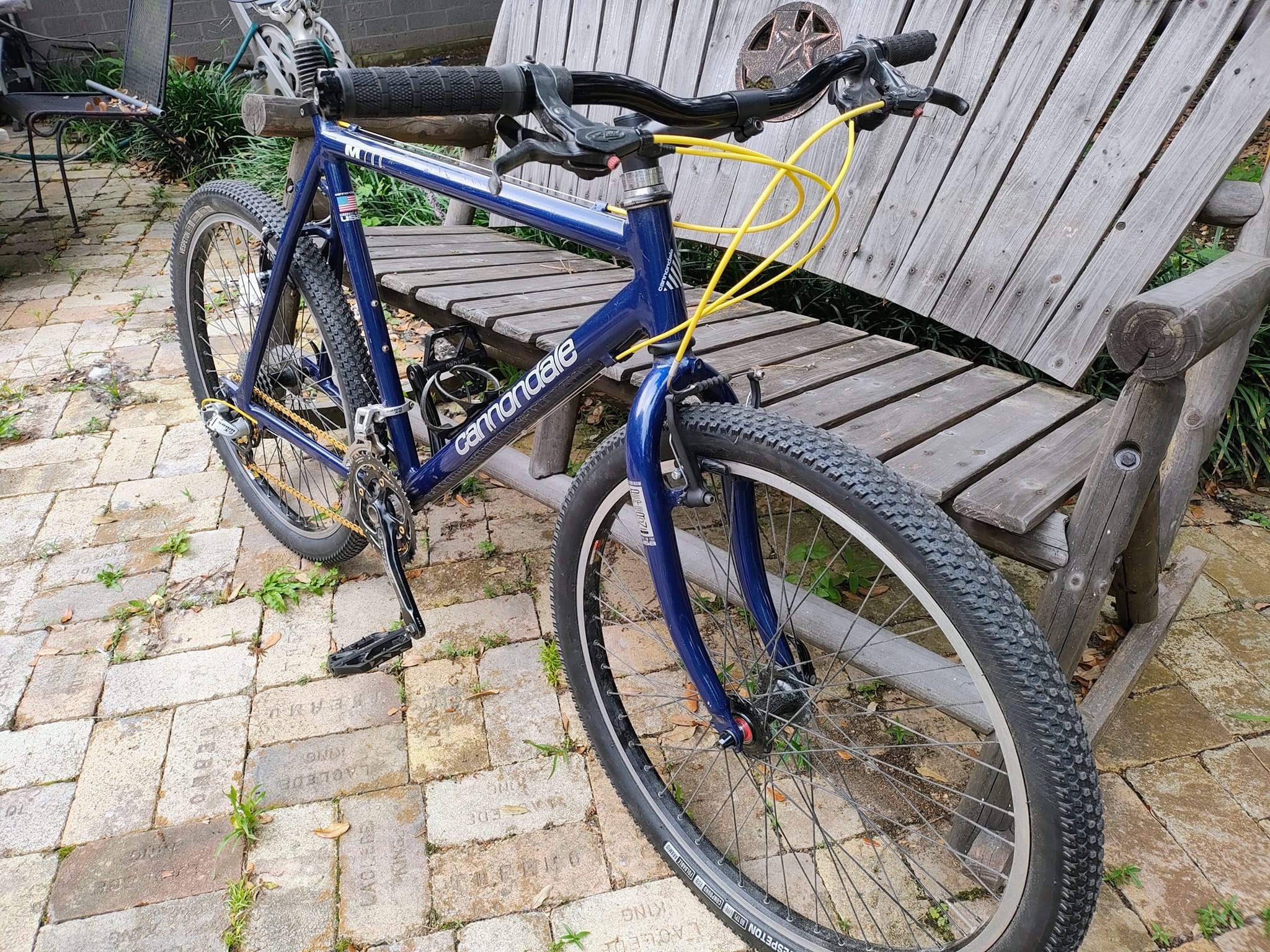 Customized 1994 Cannondale M700 with SRAM X9