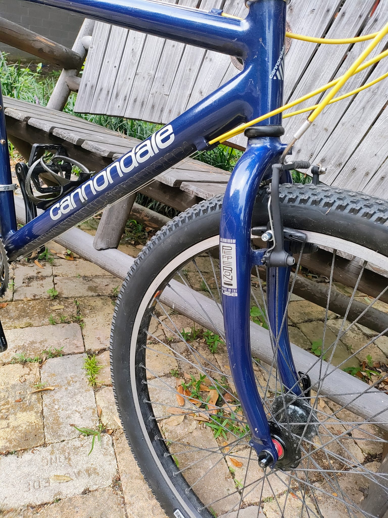 Customized 1994 Cannondale M700 with SRAM X9