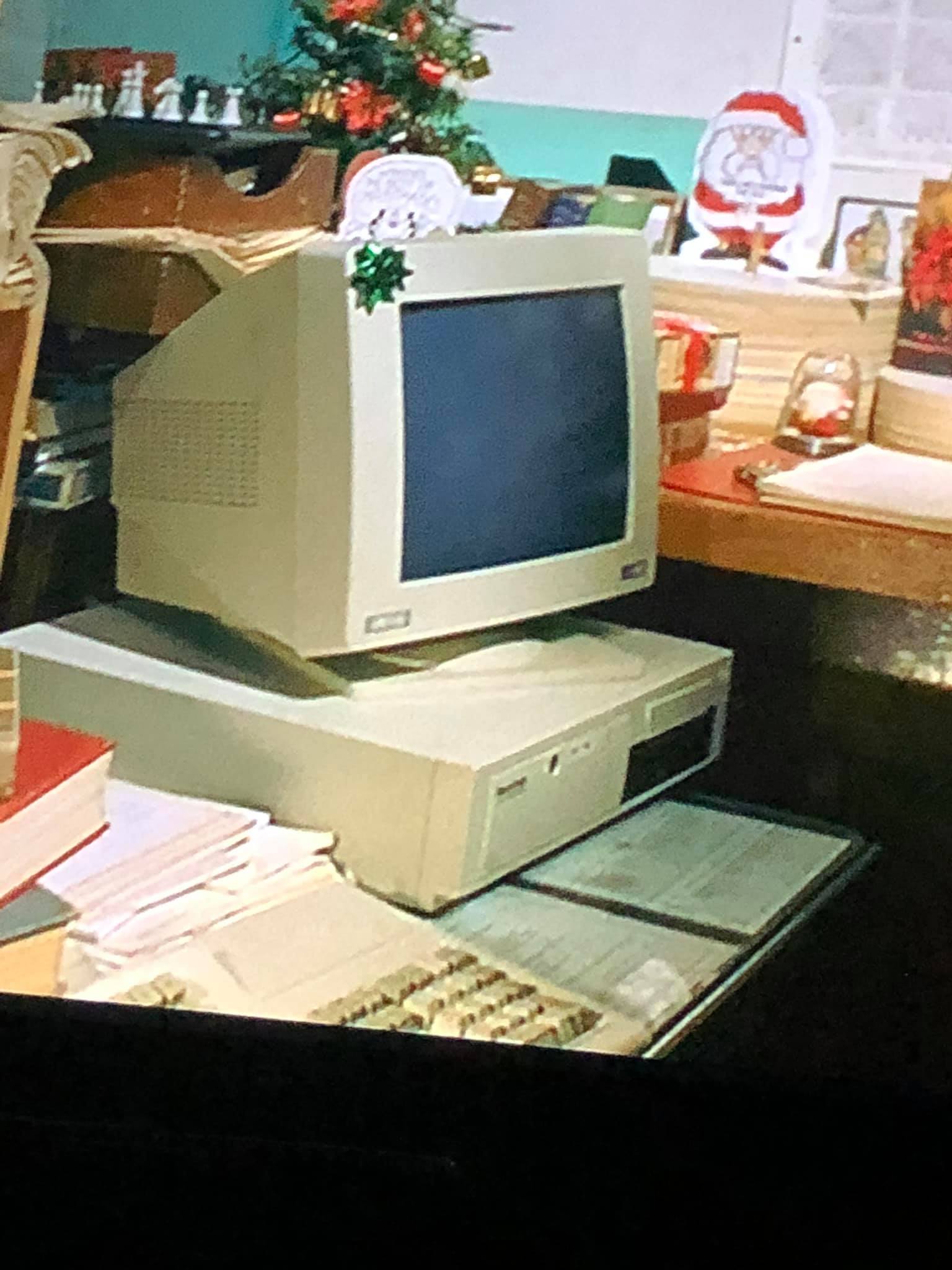 Does anyone still have the Gateway cow spotted box?