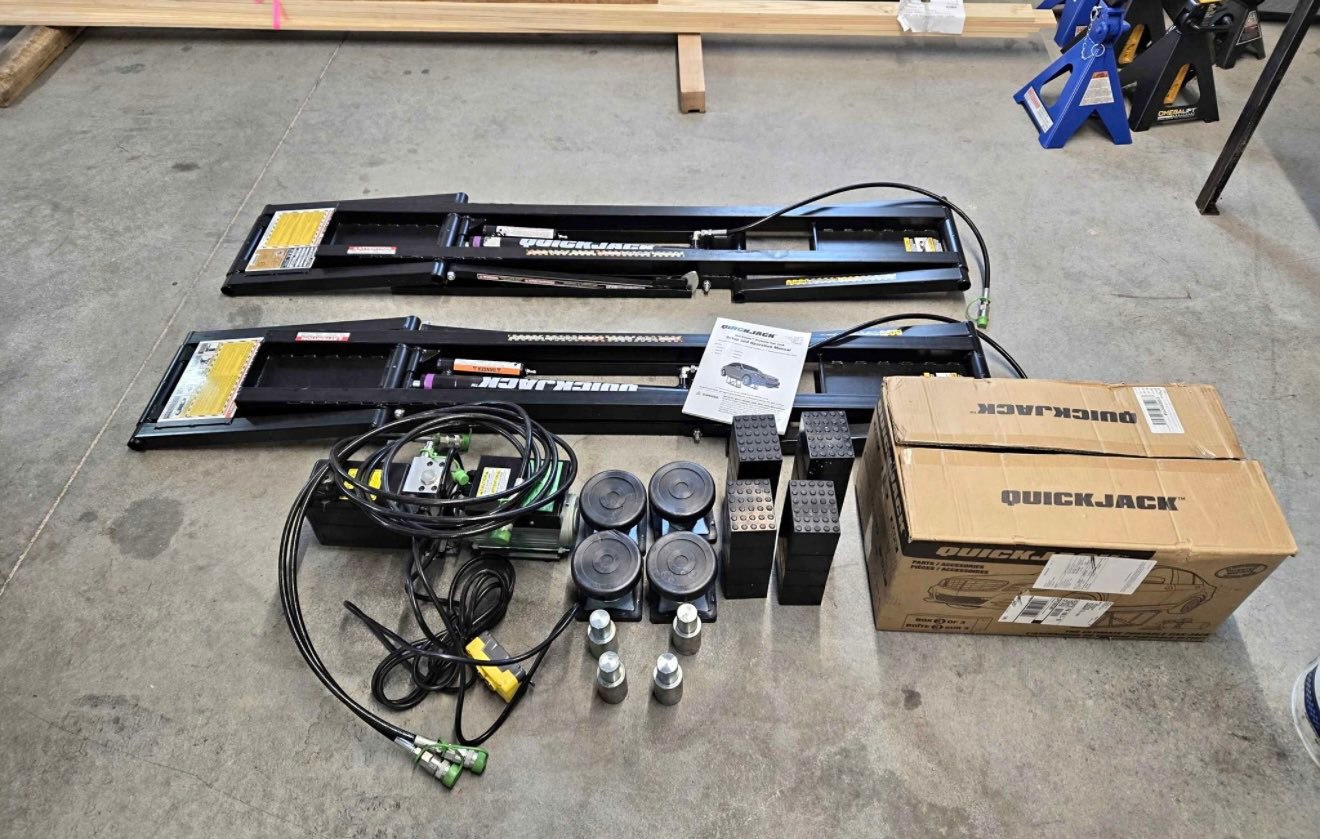 Quick Jack 7000TL for sale with SUV adapter kit and extras