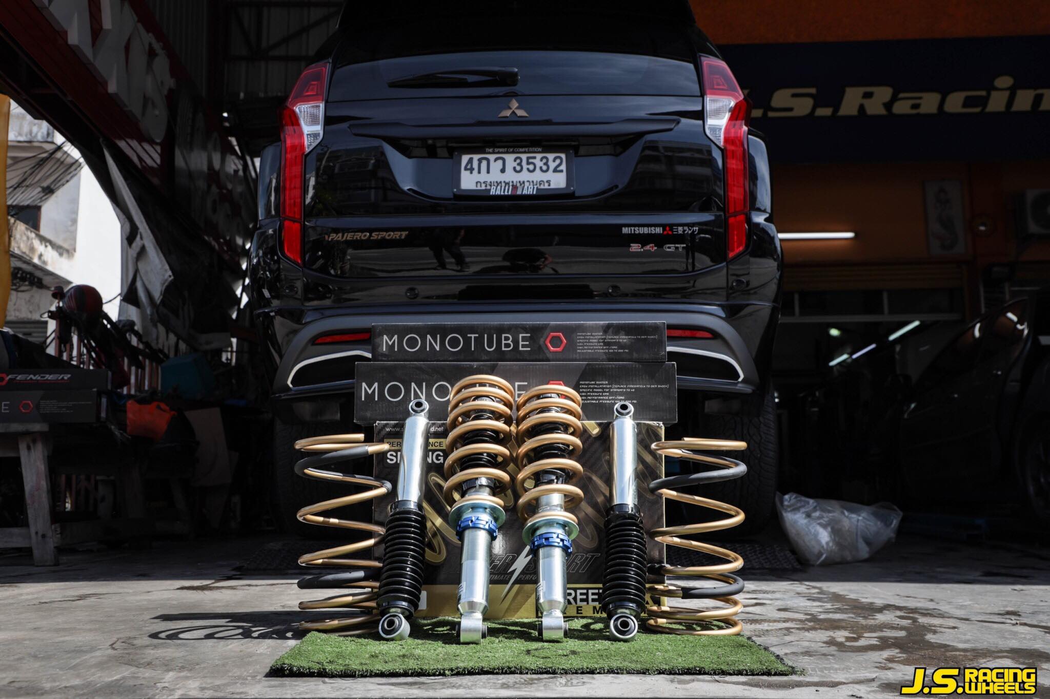 #ปาเจโร่โหลด J.S. จัดให้ >> โช็คหน้า Profender monotube >> โช็คหลัง ...