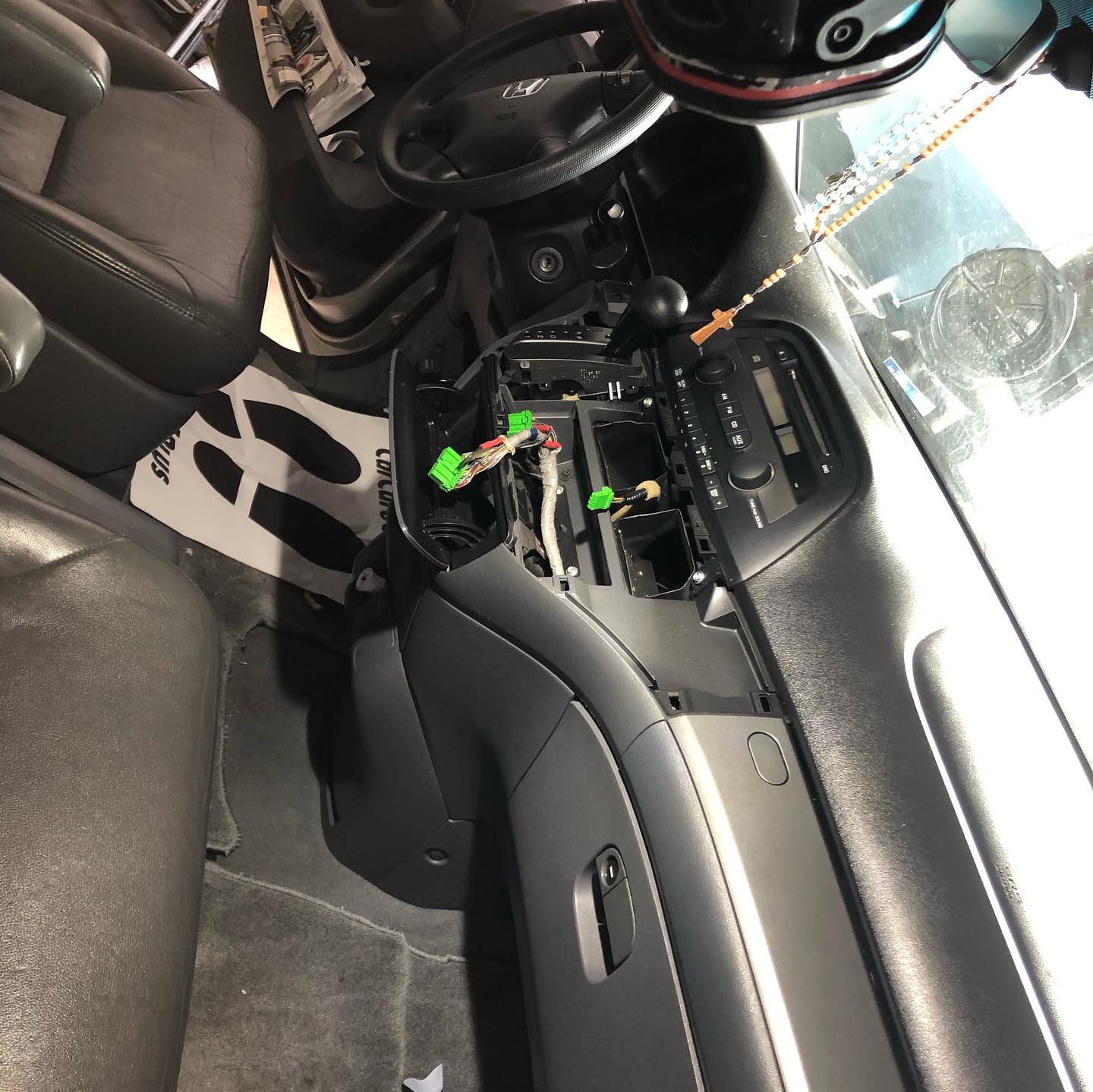GDL Auto - #Honda #odyssey in to take care the a/c system...