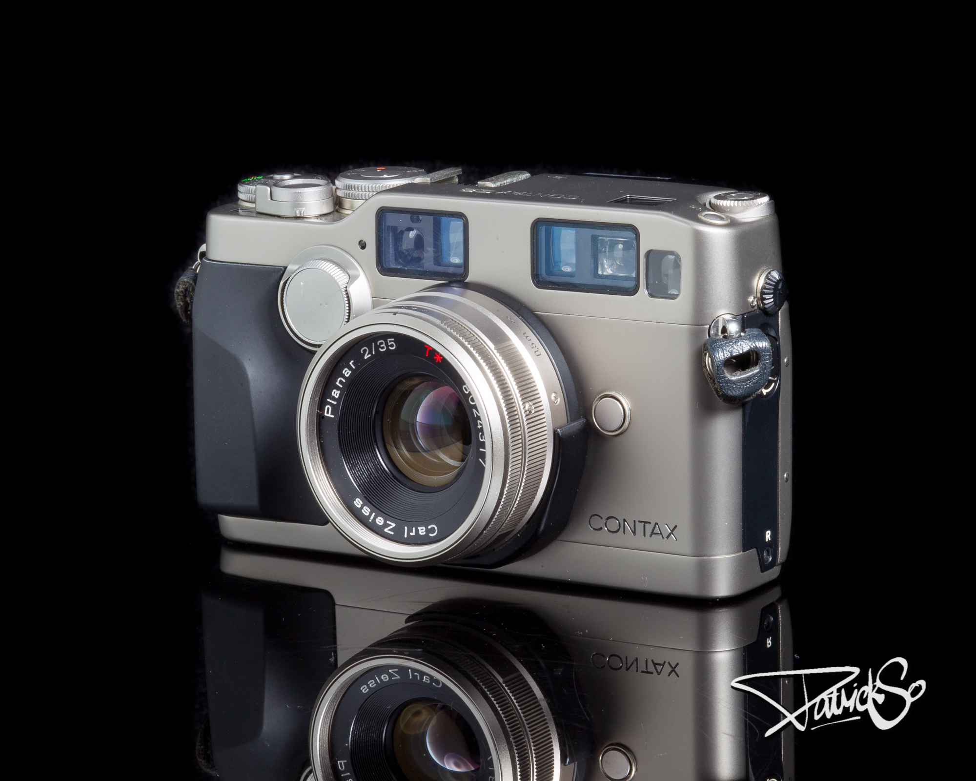 CONTAX G2 本体 Carl Zeiss Planar 35mm Contax G2 with Zeiss 35mm lens