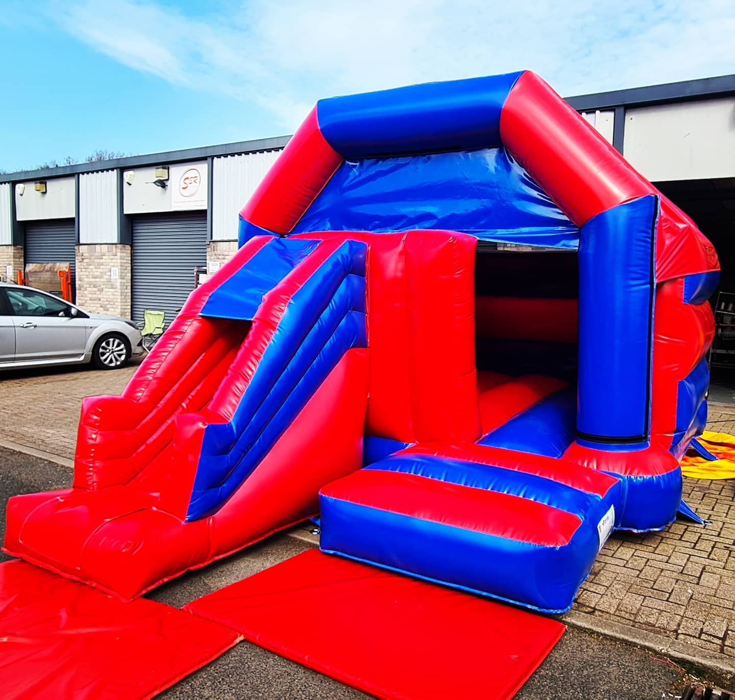 ⭐⭐⭐NEW VERSION ⭐⭐⭐ FRONT SLIDE... - Vortex Inflatables.UK