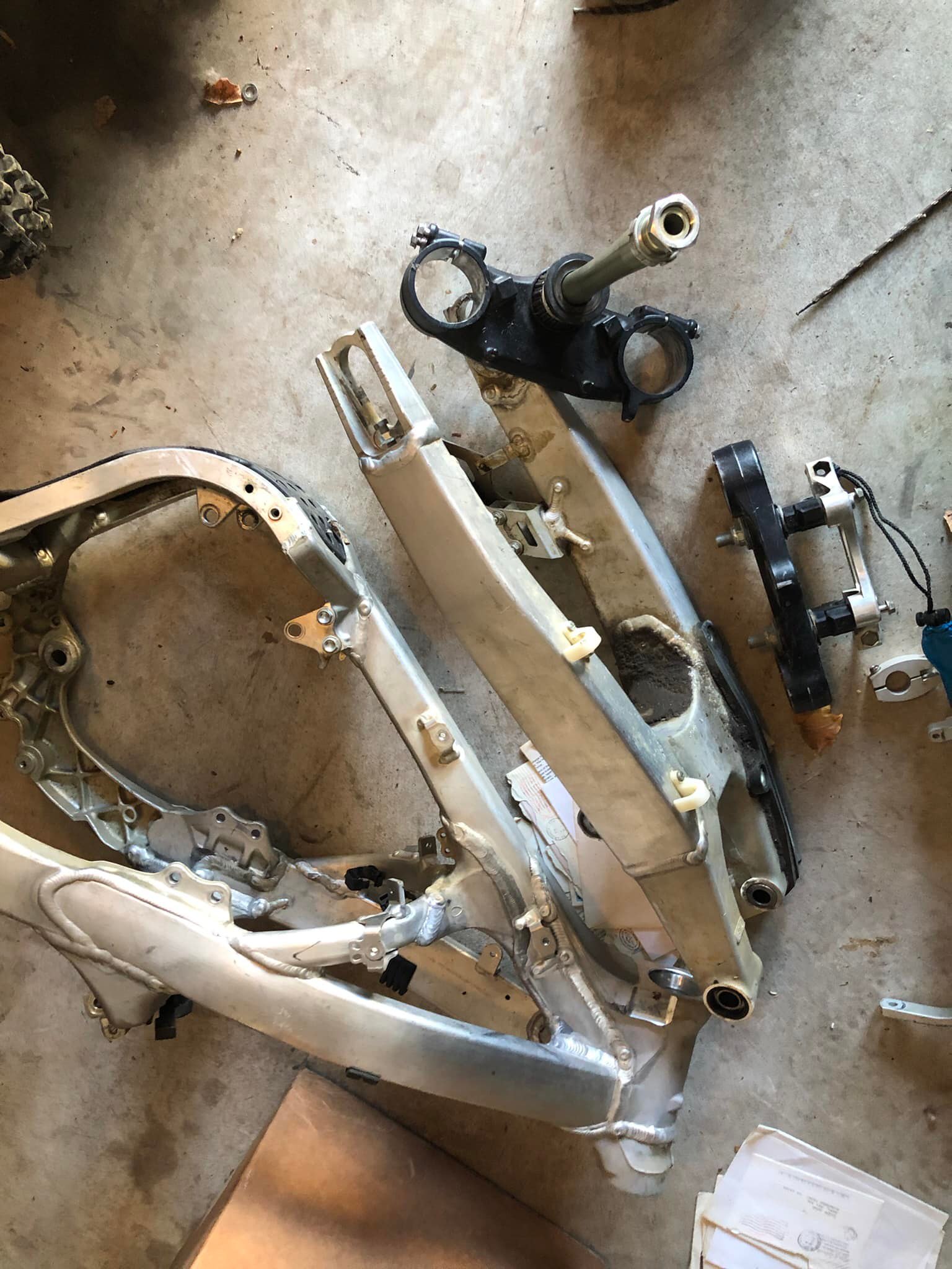 Can I sell a 2014 Kawasaki ZX-14 frame with no title?