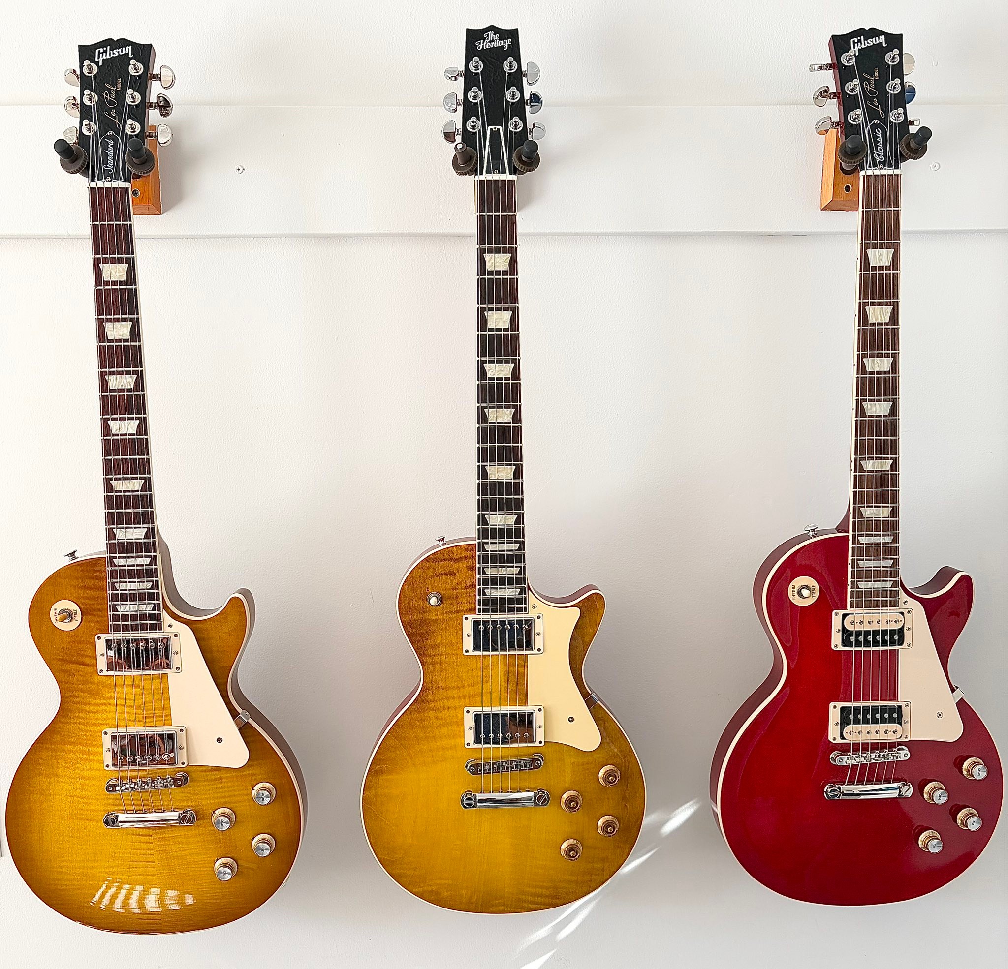 Gibson Les Paul Classic vs Standard comparison