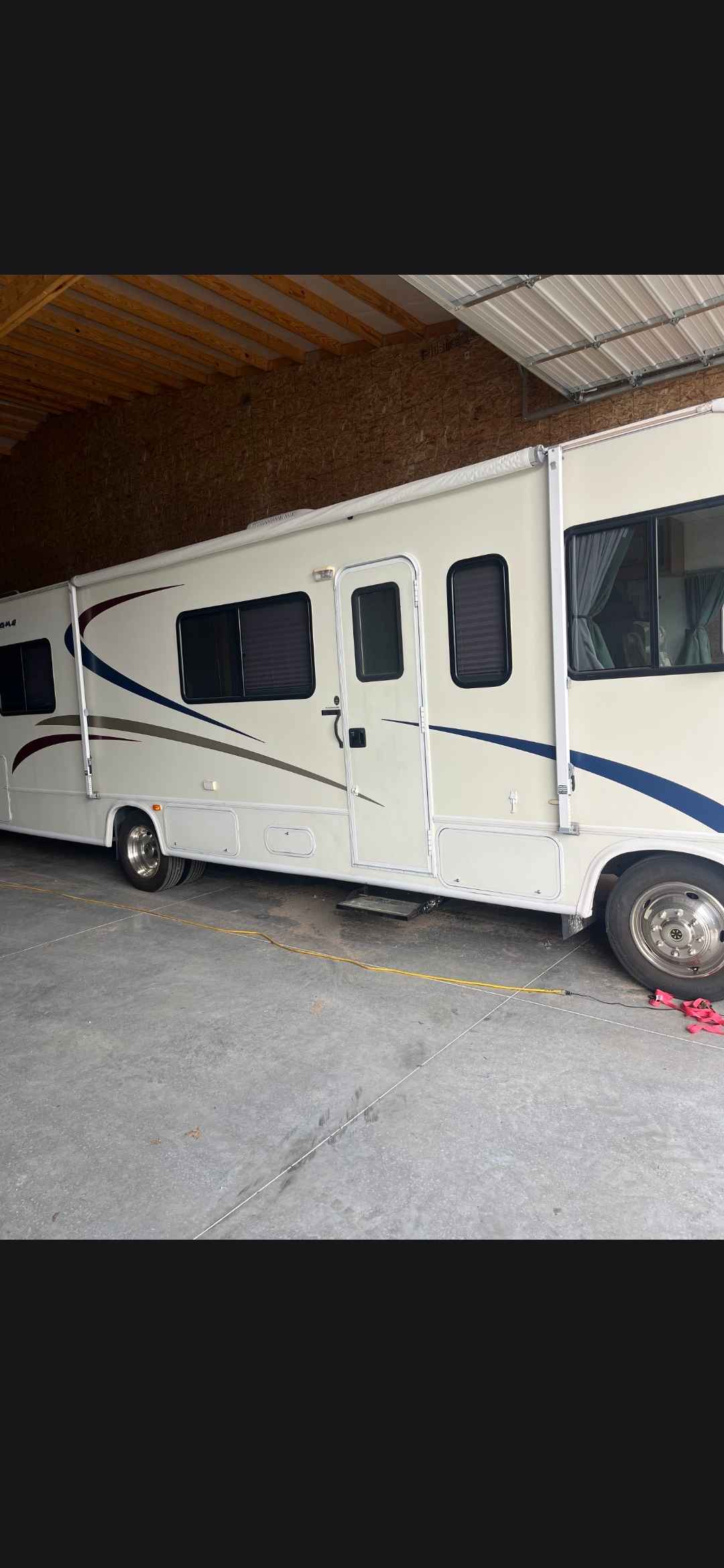 2001 30FT HURRICANE MOTORHOME ..... - RVs & Campers - Greenville ...