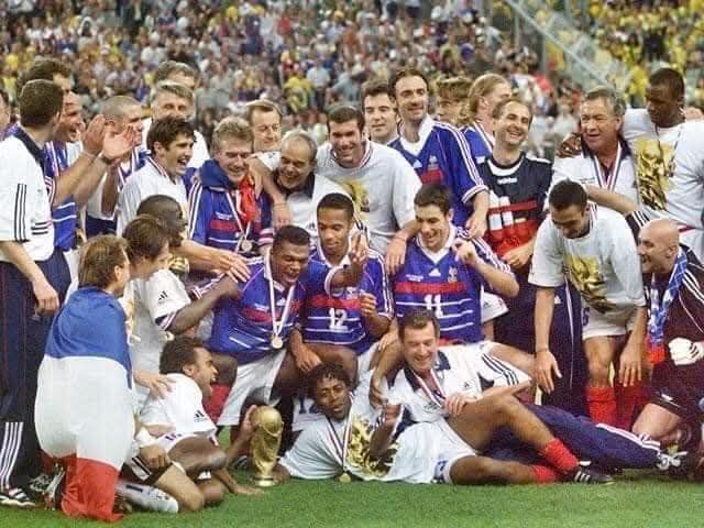France wins 1998 World Cup