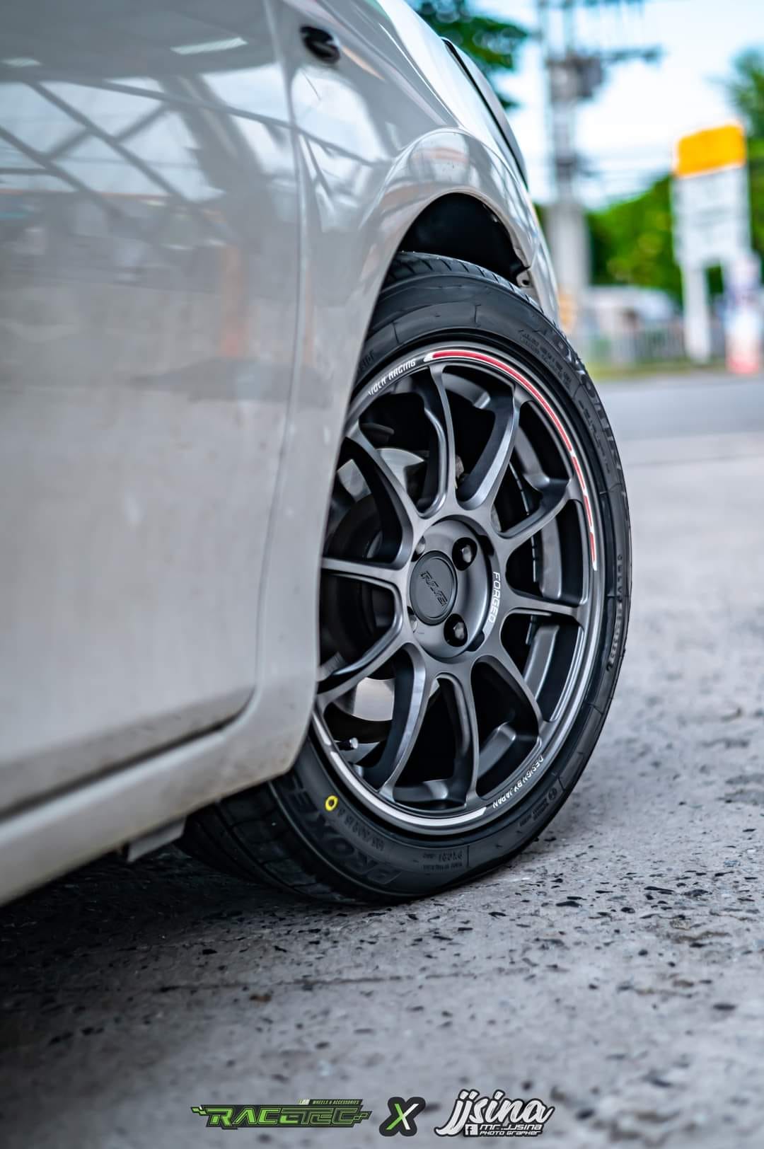 EP.1 วัยรุ่นทรง A JAZZ GK ล้อ CE28 สี BR2 ยาง R1R 195/50R15 โช๊ค ...